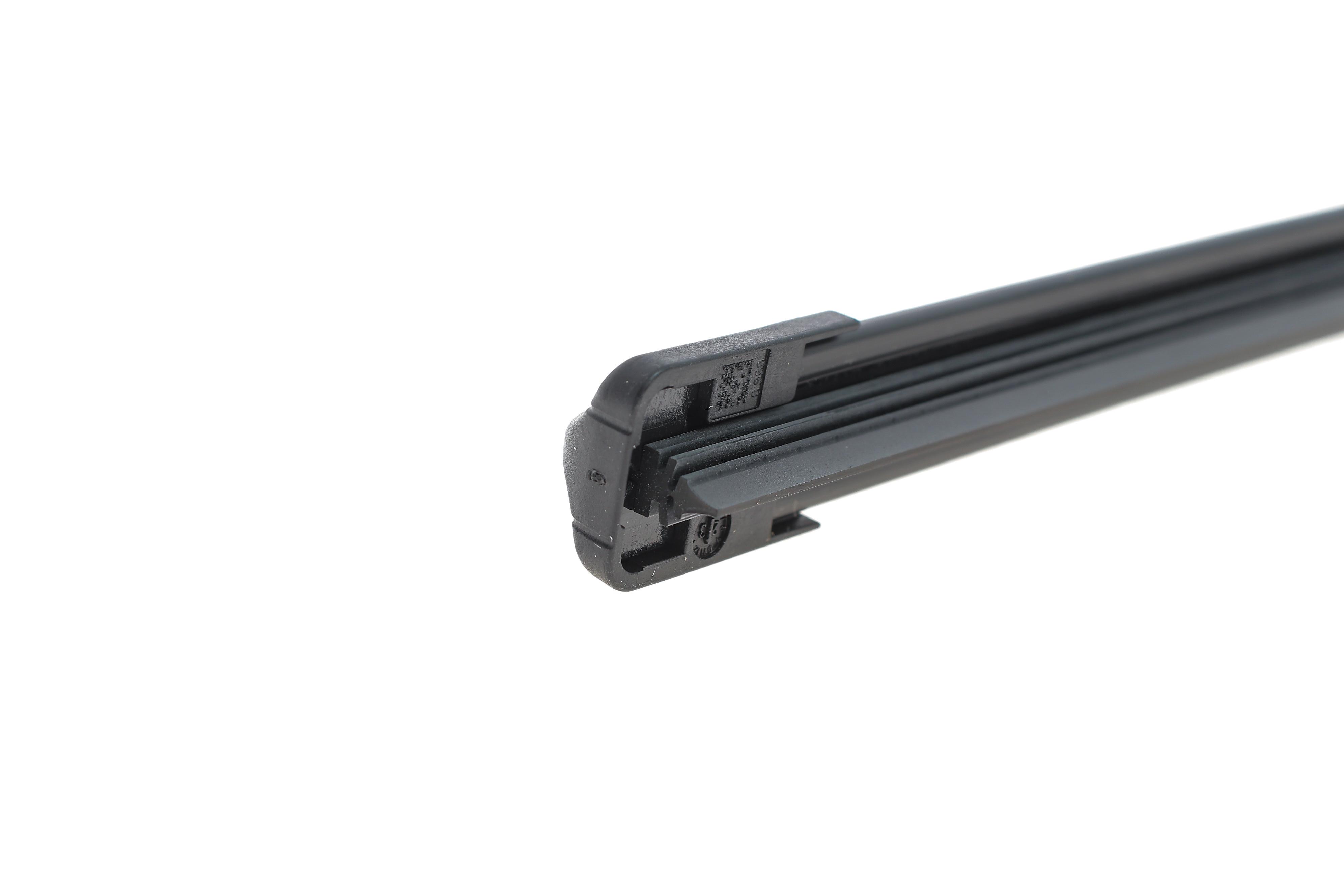 Щітка склоочисника (700mm) MB Vito (W447) 14-/Peugeot 3008/5008 16-