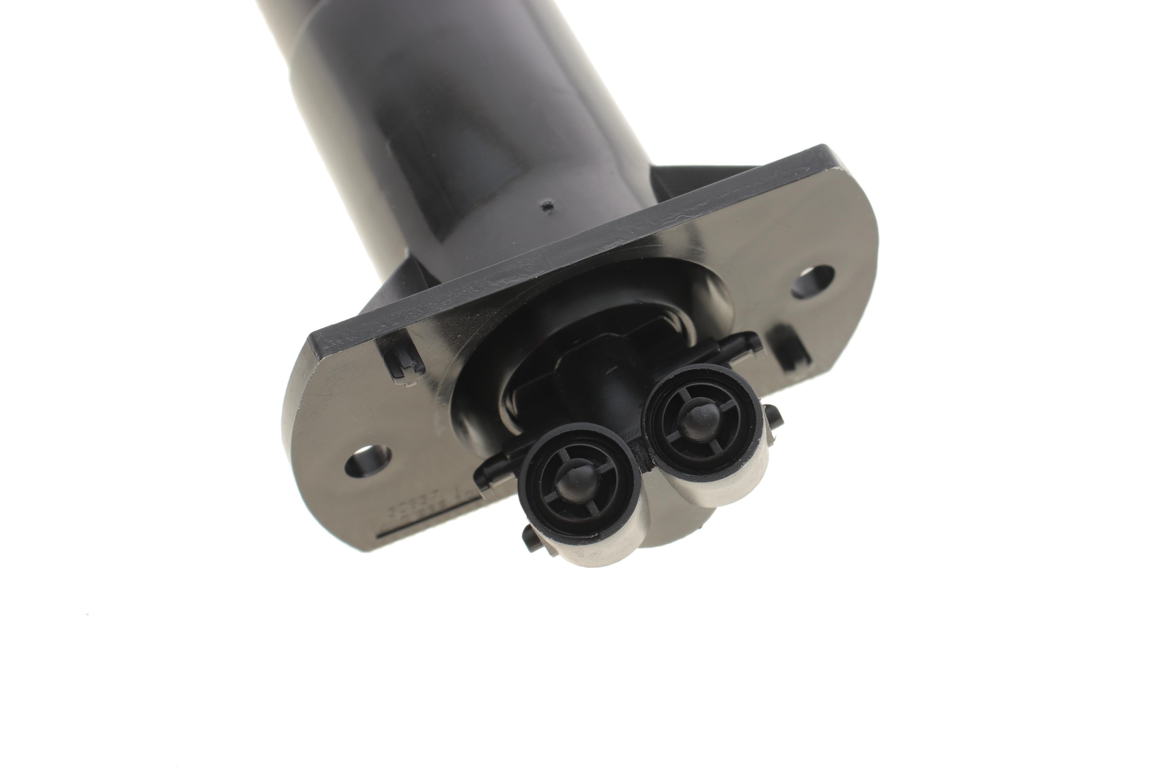 Форсунка омивача фари Audi Q7 06-15 (R)