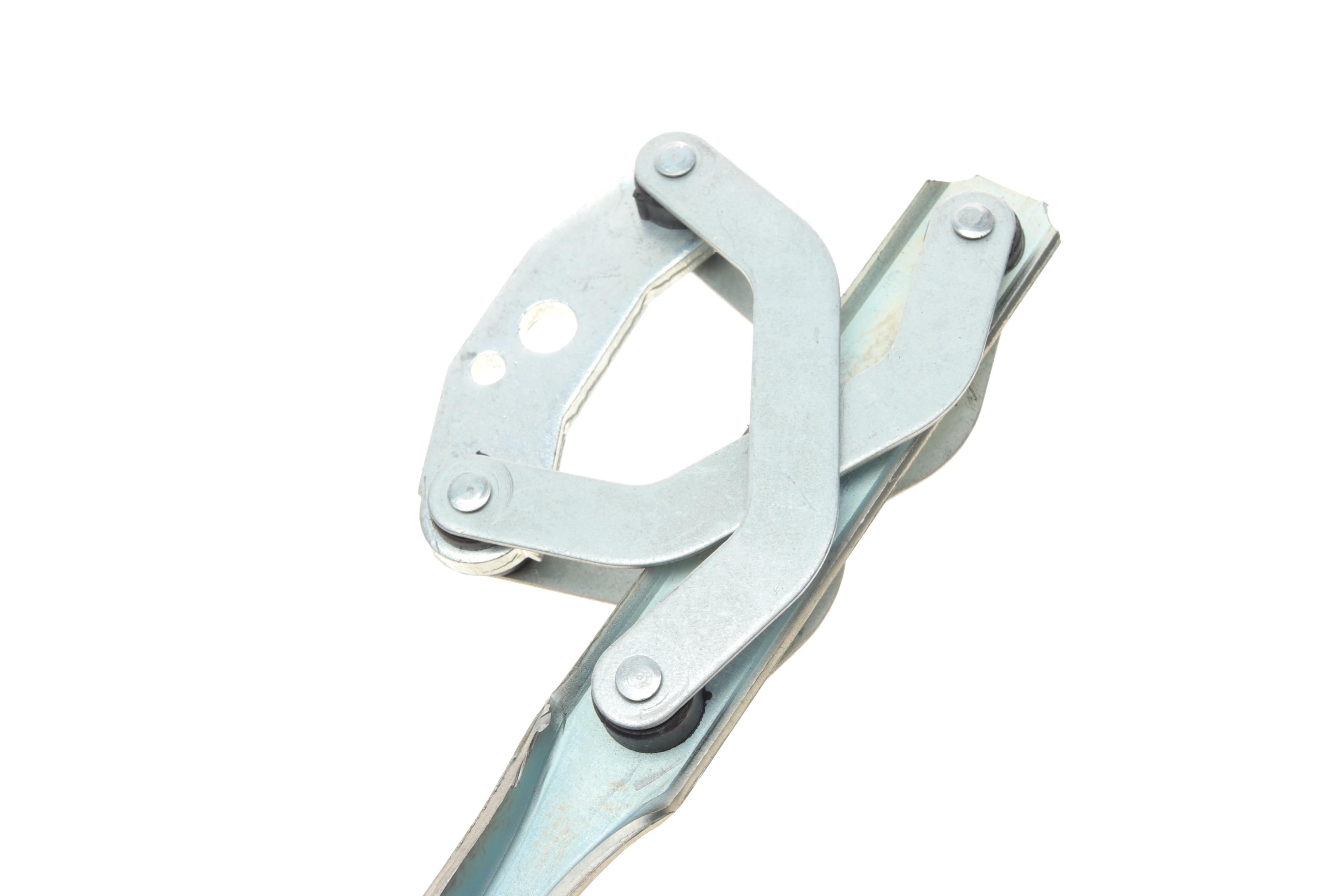 Механізм склоочисника (трапеція) MB E-class (W210) 95-03 (без моторчика)