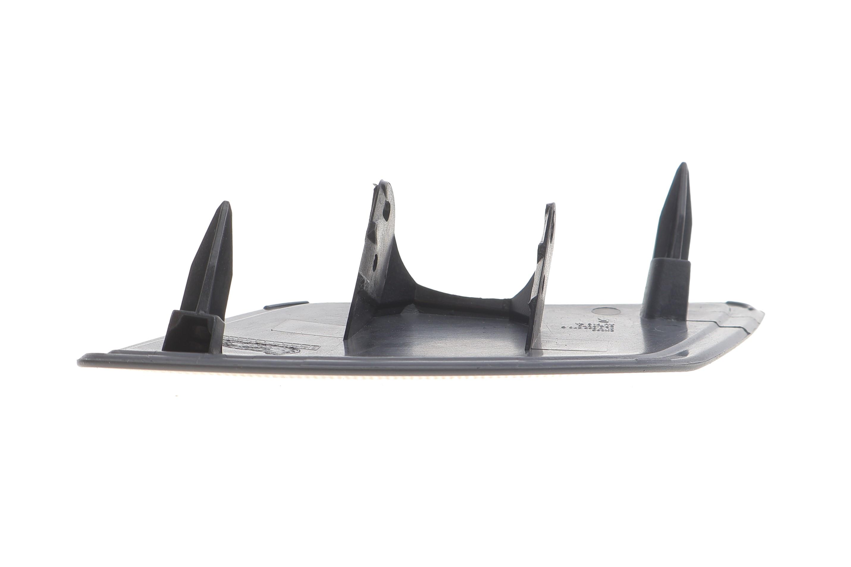 Заглушка омивача фар Audi Q7 06-15 (R)