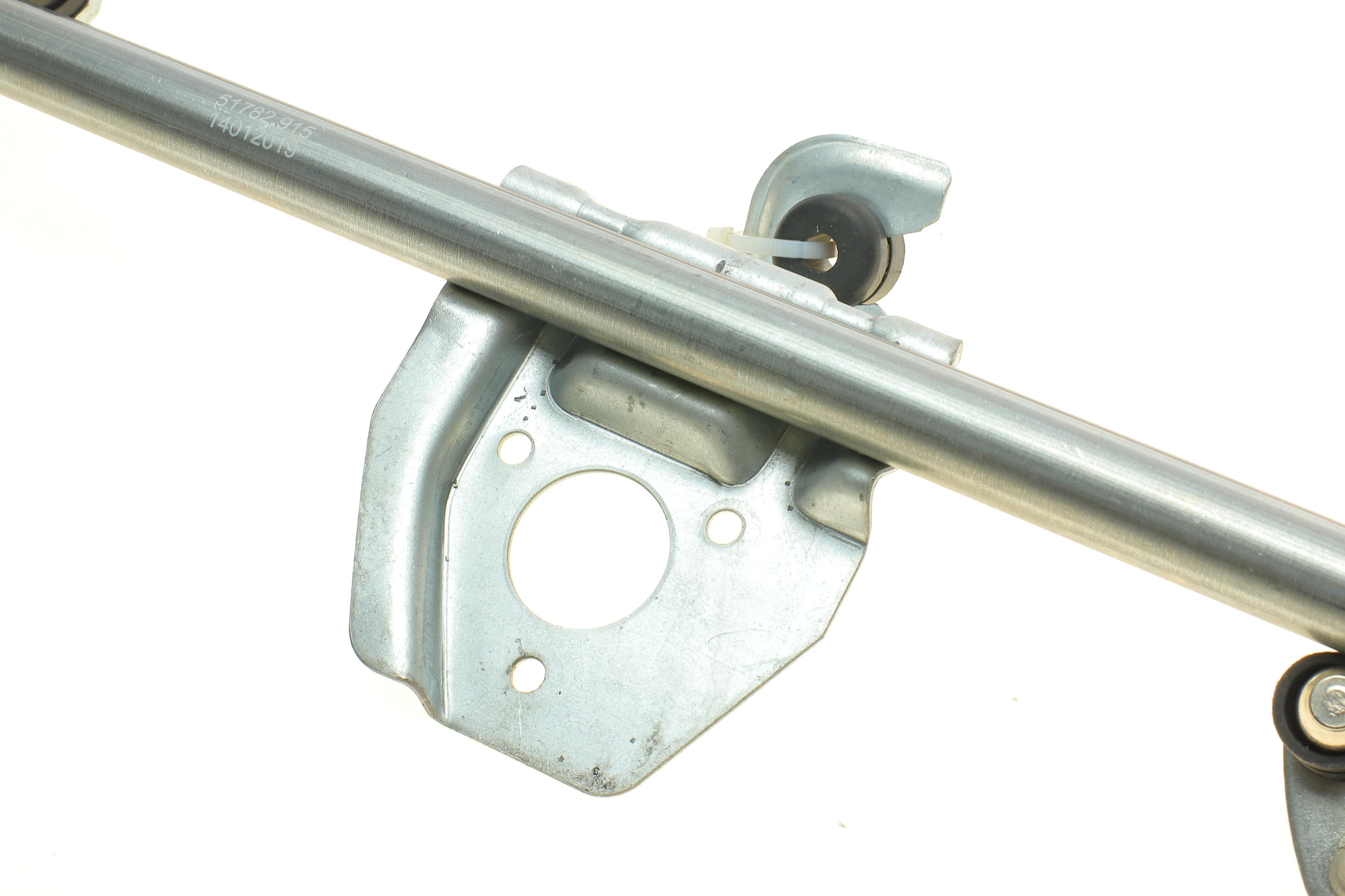 Механізм склоочисника (трапеція) Opel Corsa 00-09 (без моторчика)