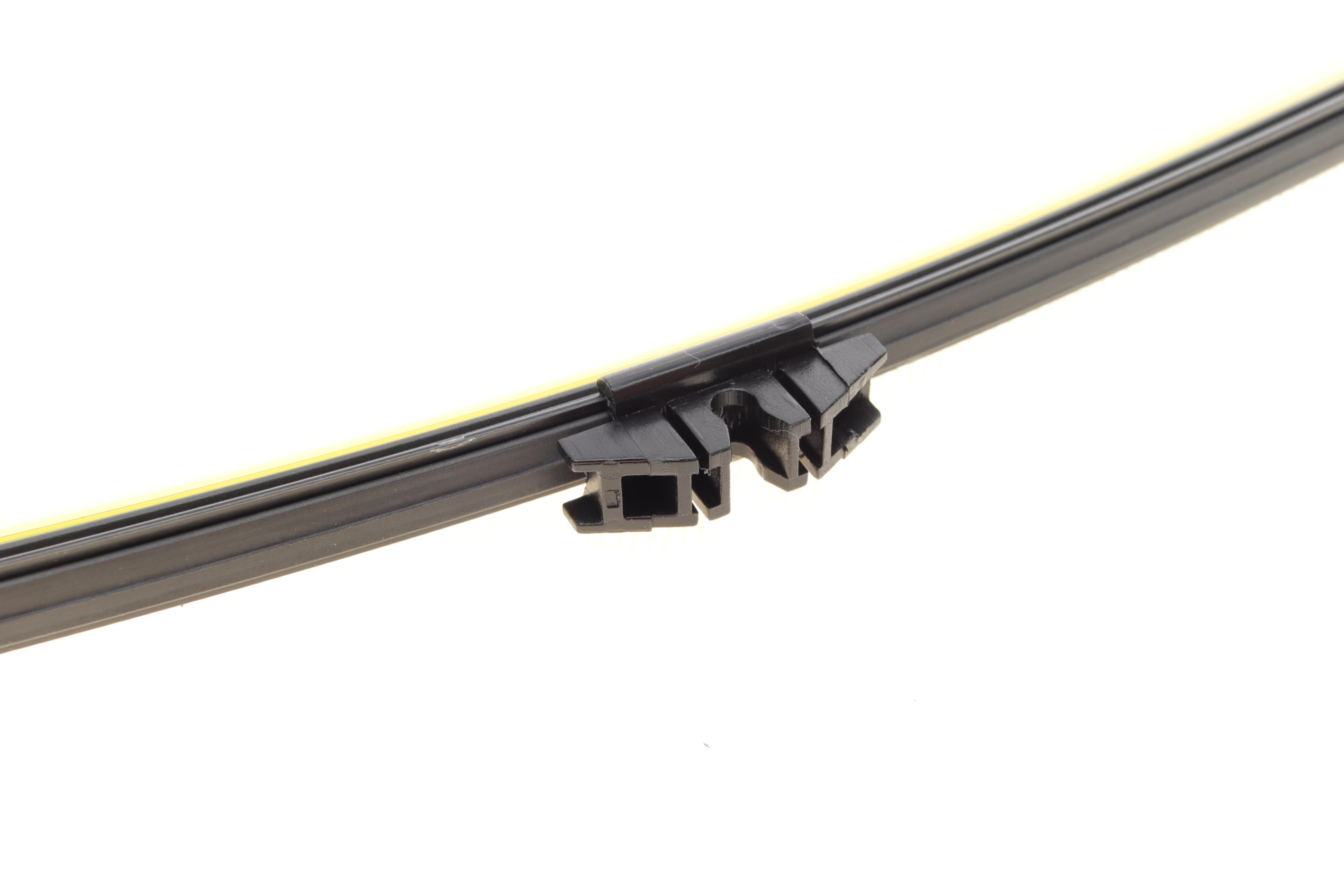 Важіль склоочисника (задній) BMW 3 (F31) 11-19 (+щітка) (L= 379mm)