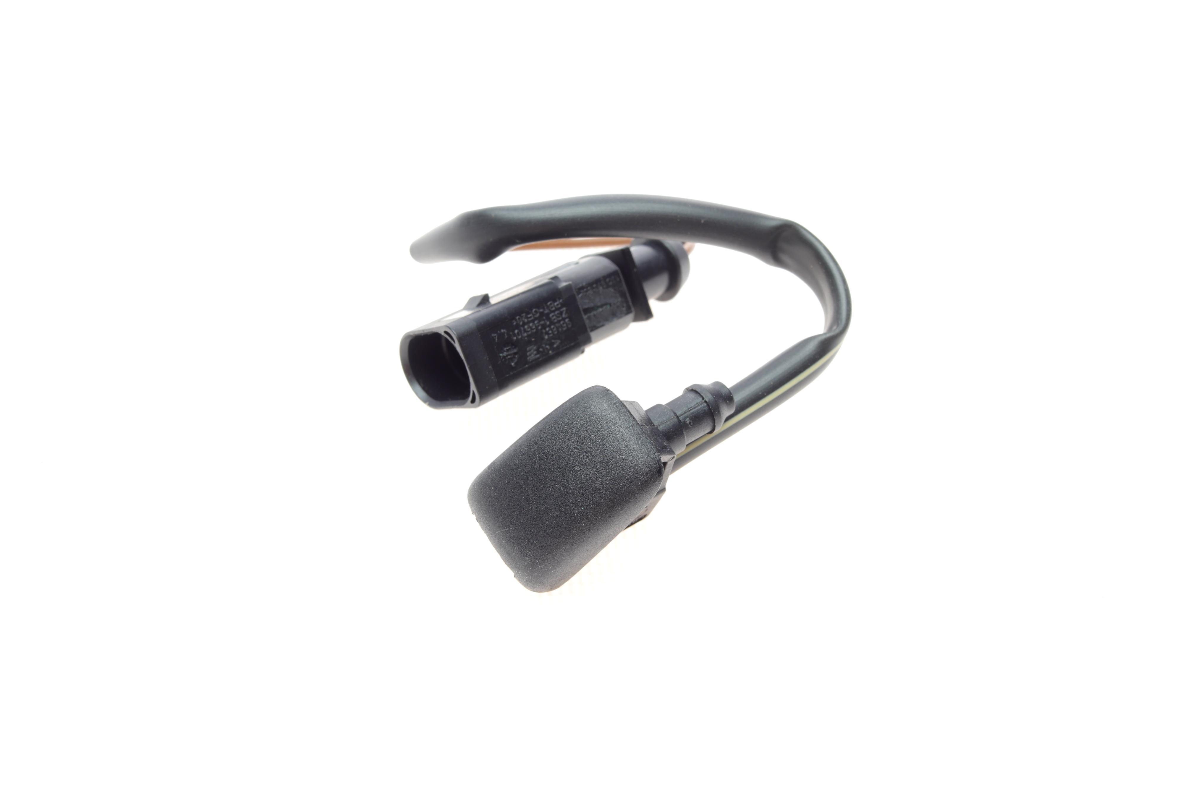 Форсунка омивача скла Skoda Fabia/Octavia/Roomster 96-15 (з підігрівом) (OE VAG)