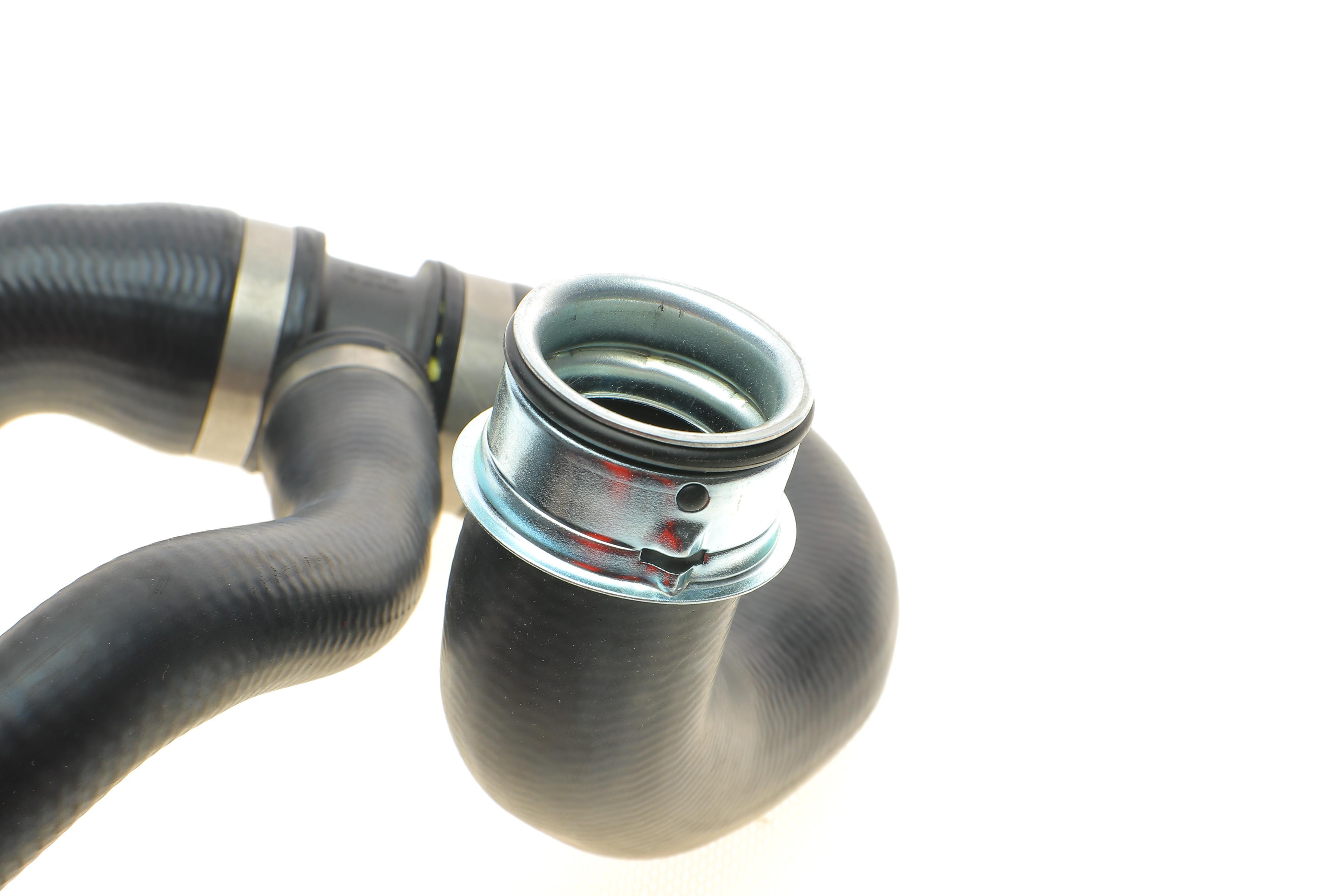 Патрубок радіатора (нижній) MB Sprinter (W906) OM651