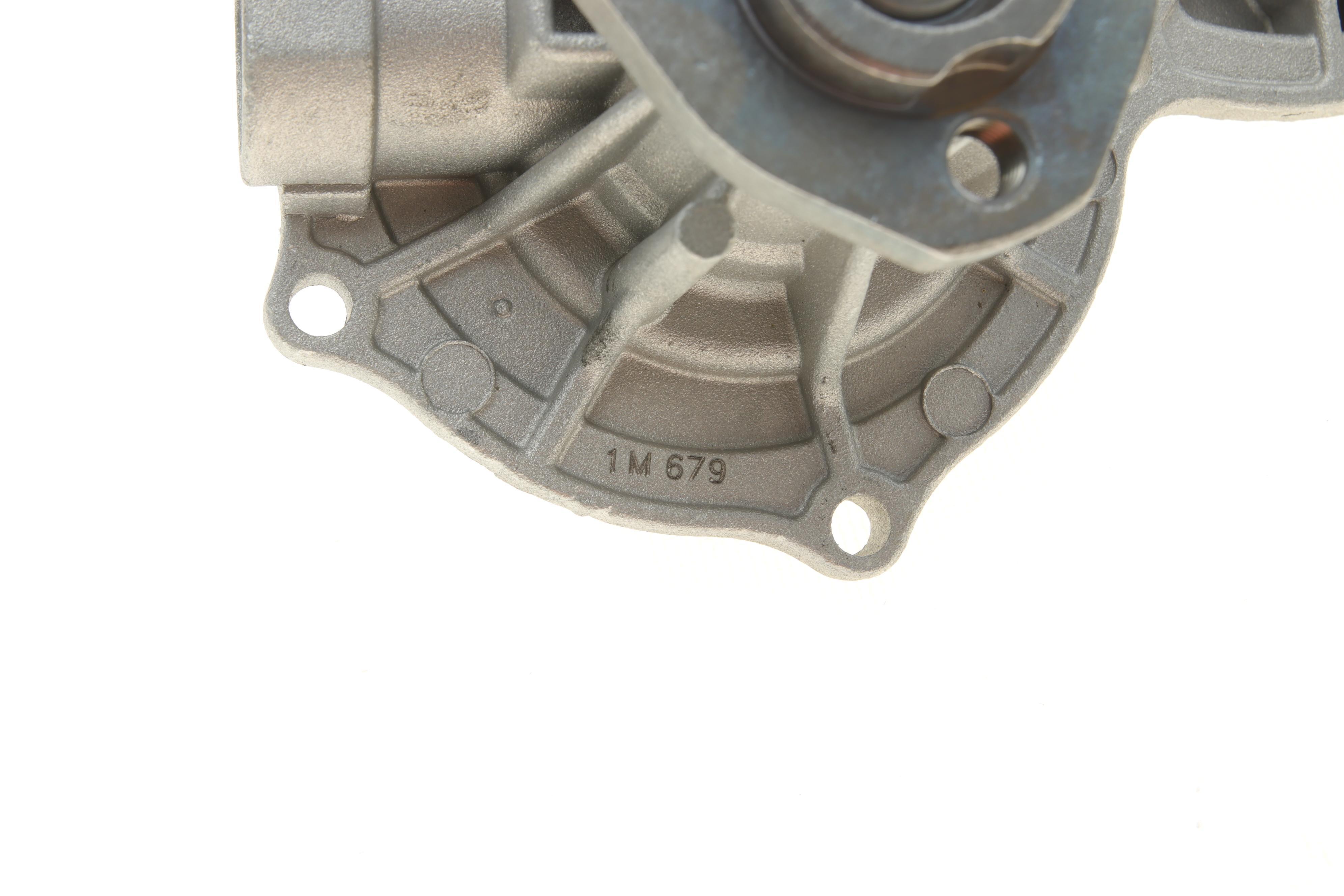 Помпа води Audi A4-A6/VW Passat 1.6/1.8/1.8T/quattro 94-05 (B/B) (7 лоп.)