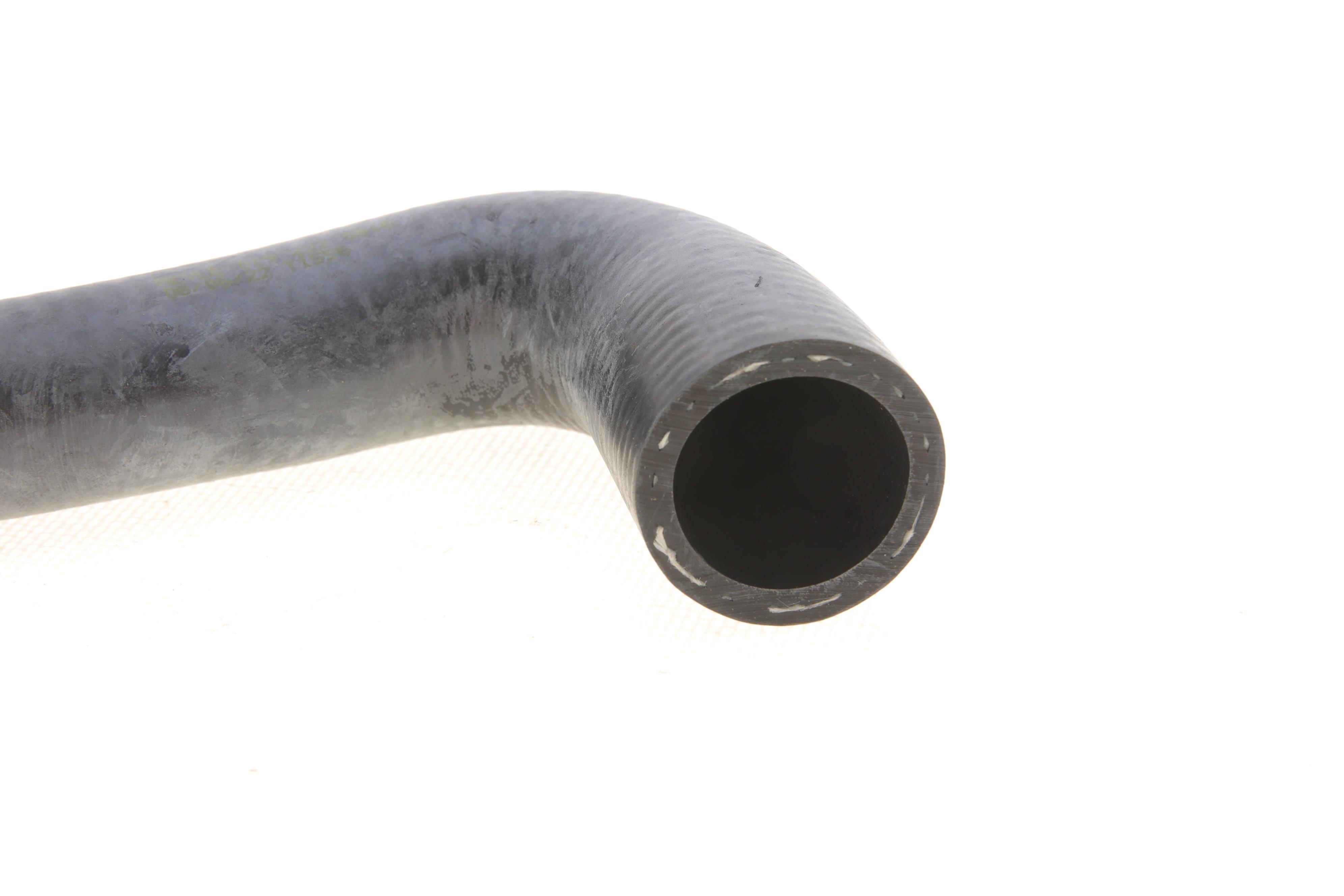 Патрубок системи охолодження MB Sprinter CDI -06