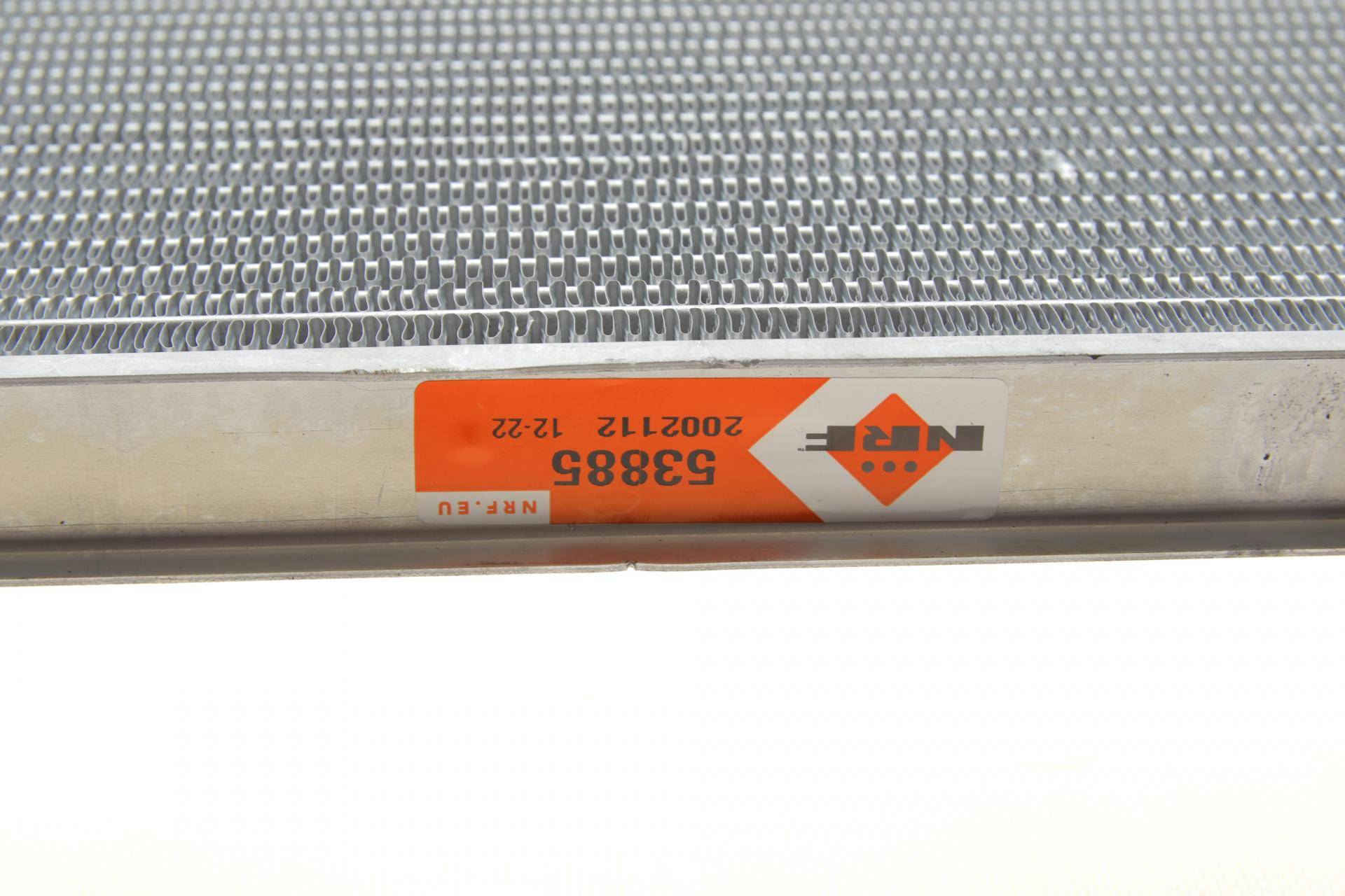 Радіатор охолодження MB Sprinter/VW Crafter 06- (+AC/-AC)