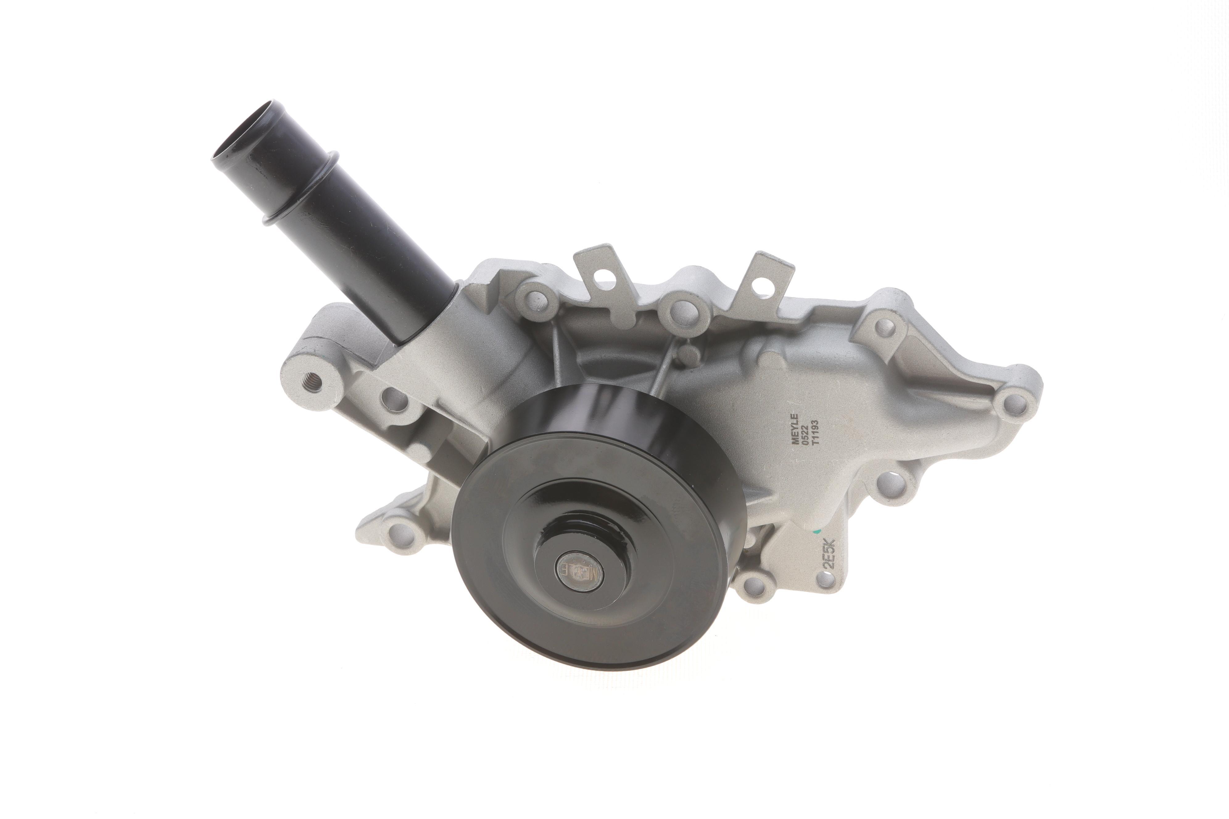 Помпа води MB Vito (W638) 2.2CDI -03