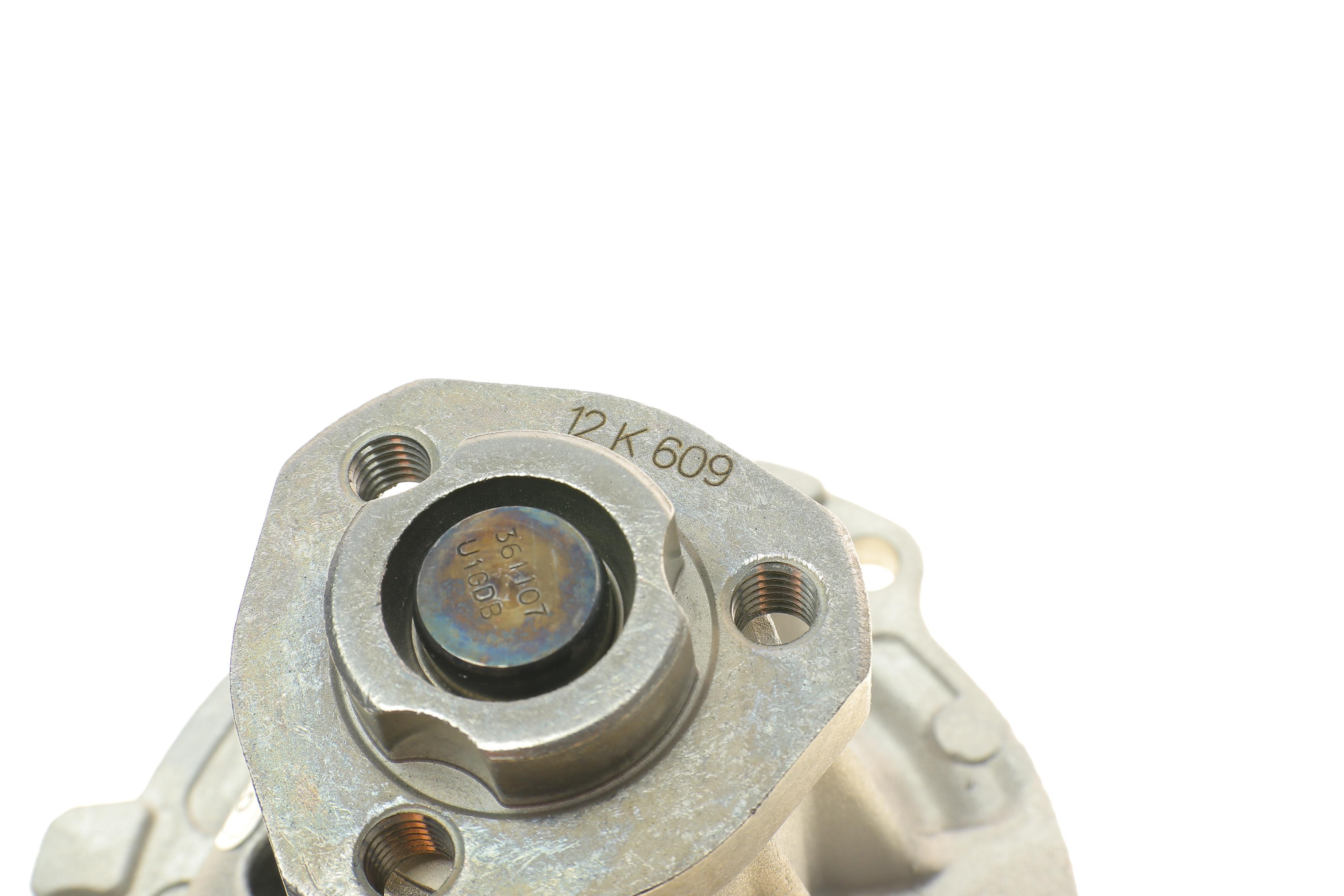 Помпа води Audi A4/A6/Skoda Felicia/VW Golf/Caddy/Passat/Polo 1.9D/TDI/SDI 95- (R/B)(6лоп)