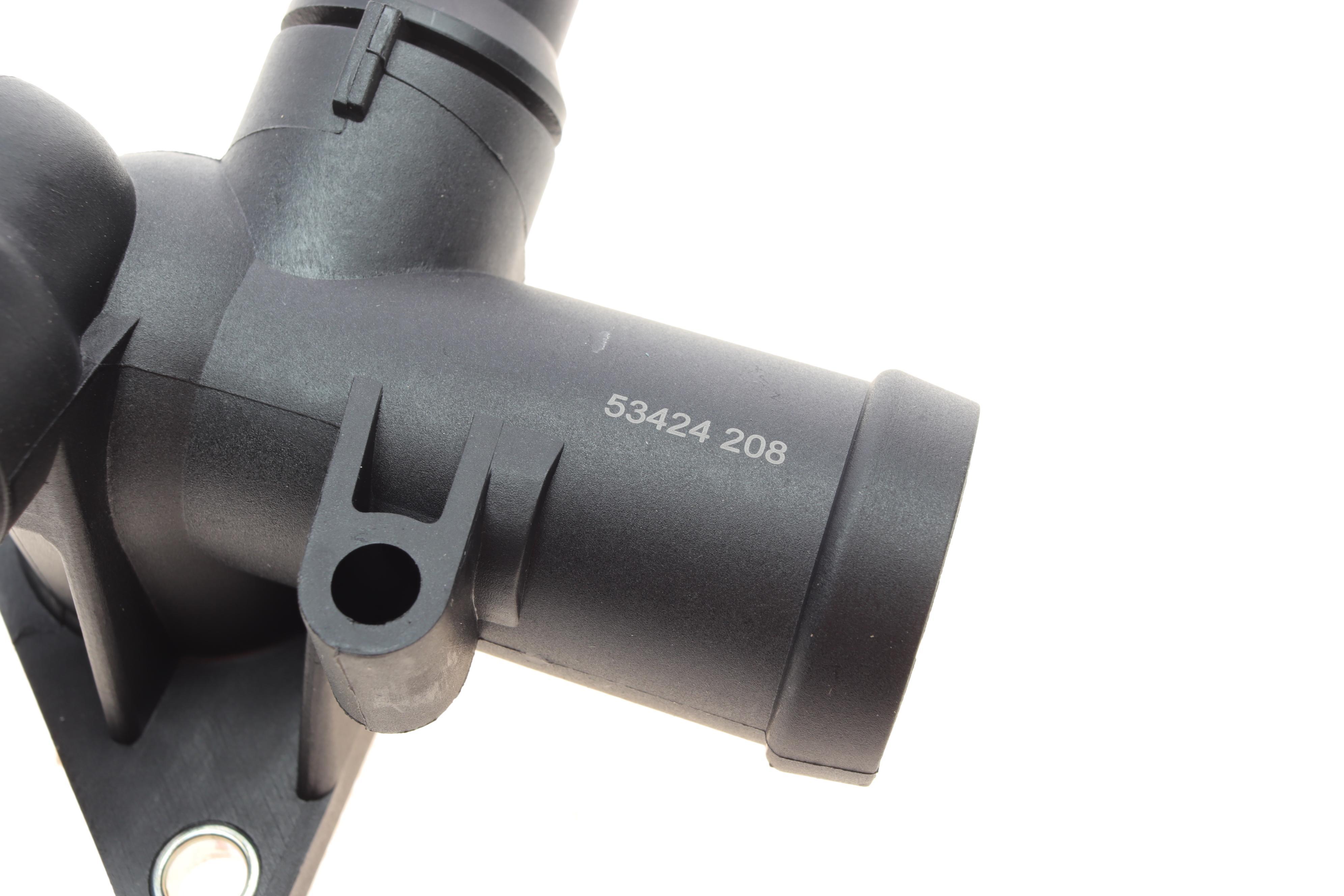 Фланець системи охолодження Audi A6/VW Passat 2.0 00-08