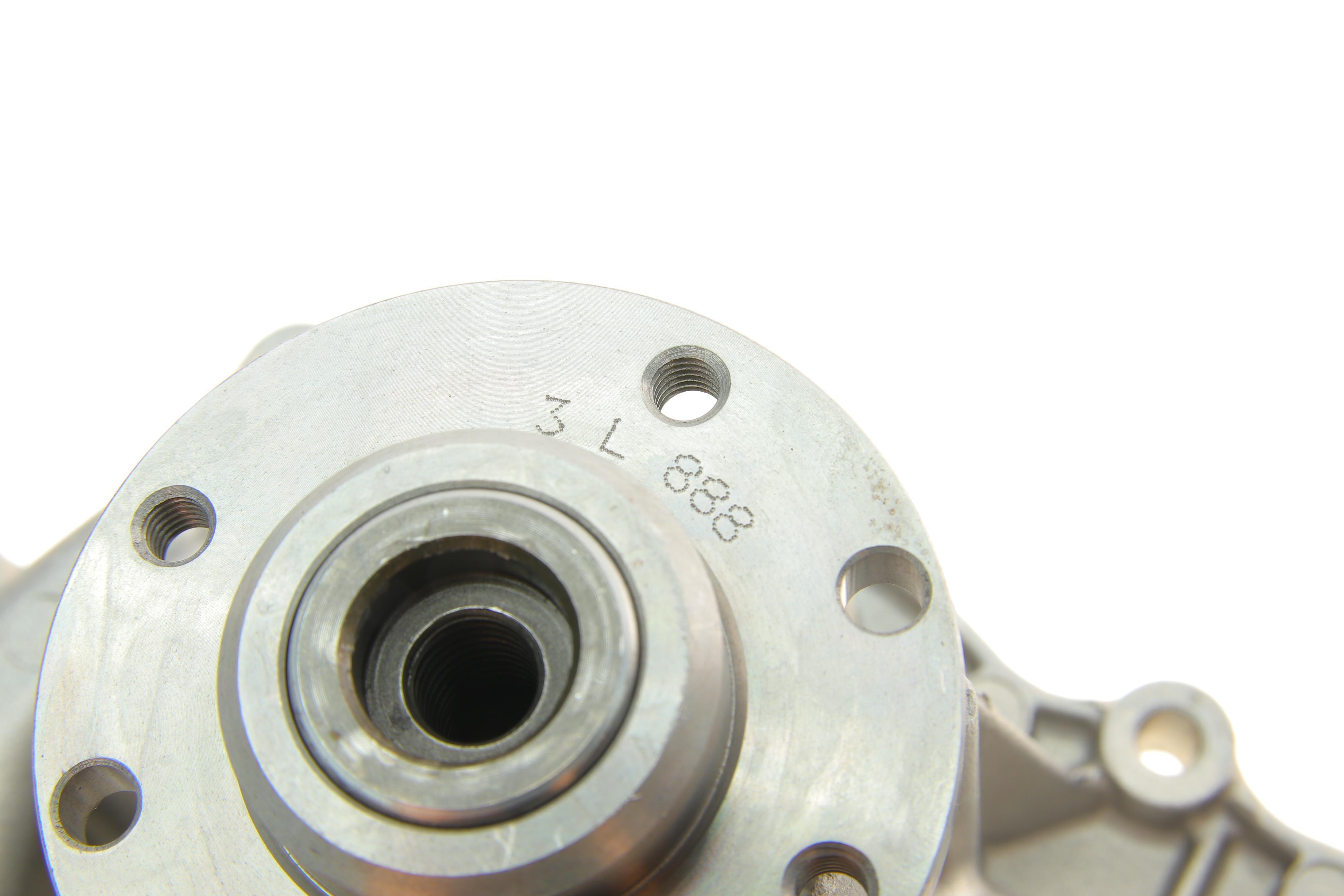 Помпа води MB Sprinter 901-904 2.2/2.7CDI OM611-612 00-06/Sprinter 906 2.2CDI 06-13 (B/B) (8 лоп)