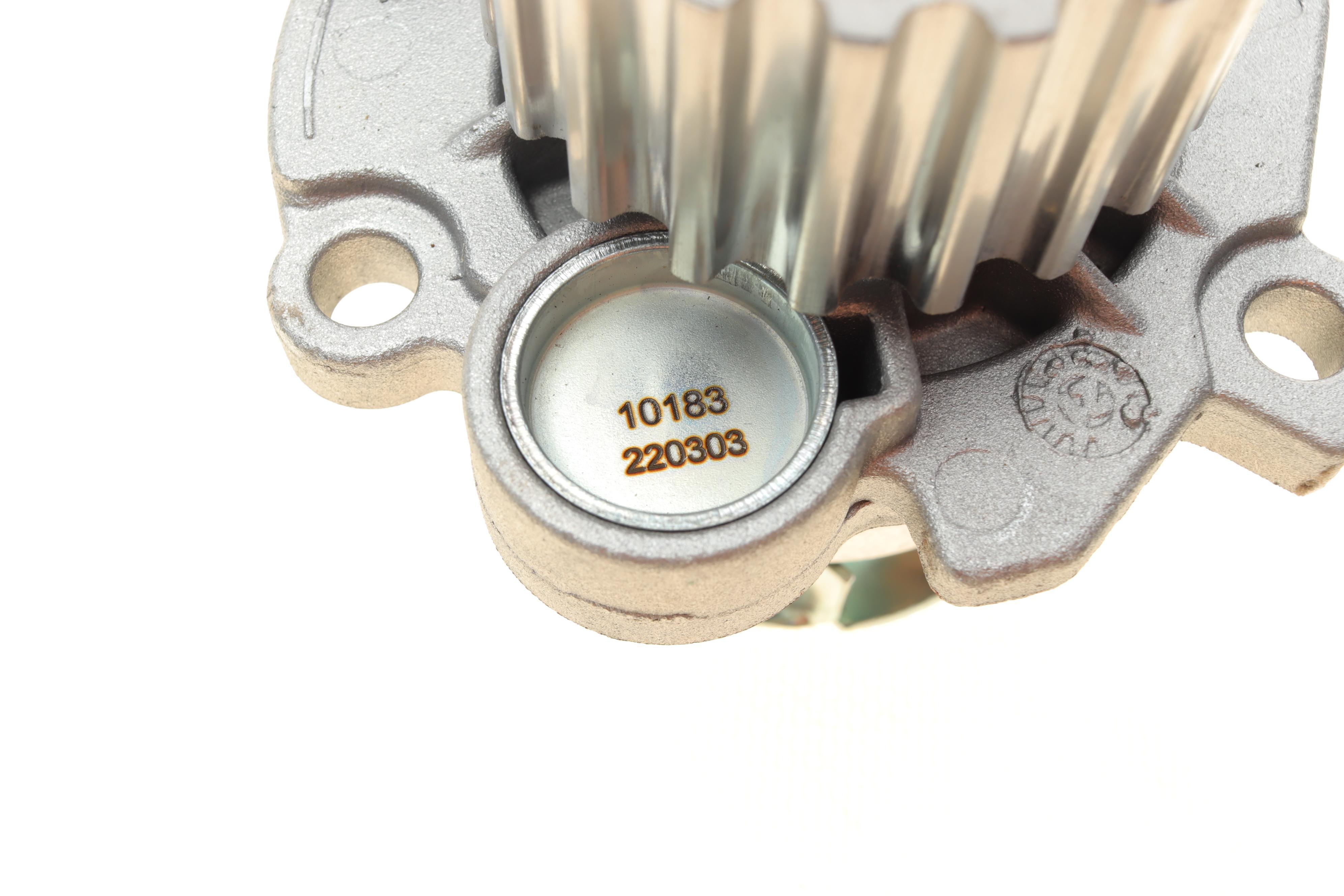 Помпа води Audi/Seat/Skoda/VW Crafter/Caddy/T5/Passat/Golf 1.6TDI/2.0TDI/BiTDI 06- (R/B)(8лоп)