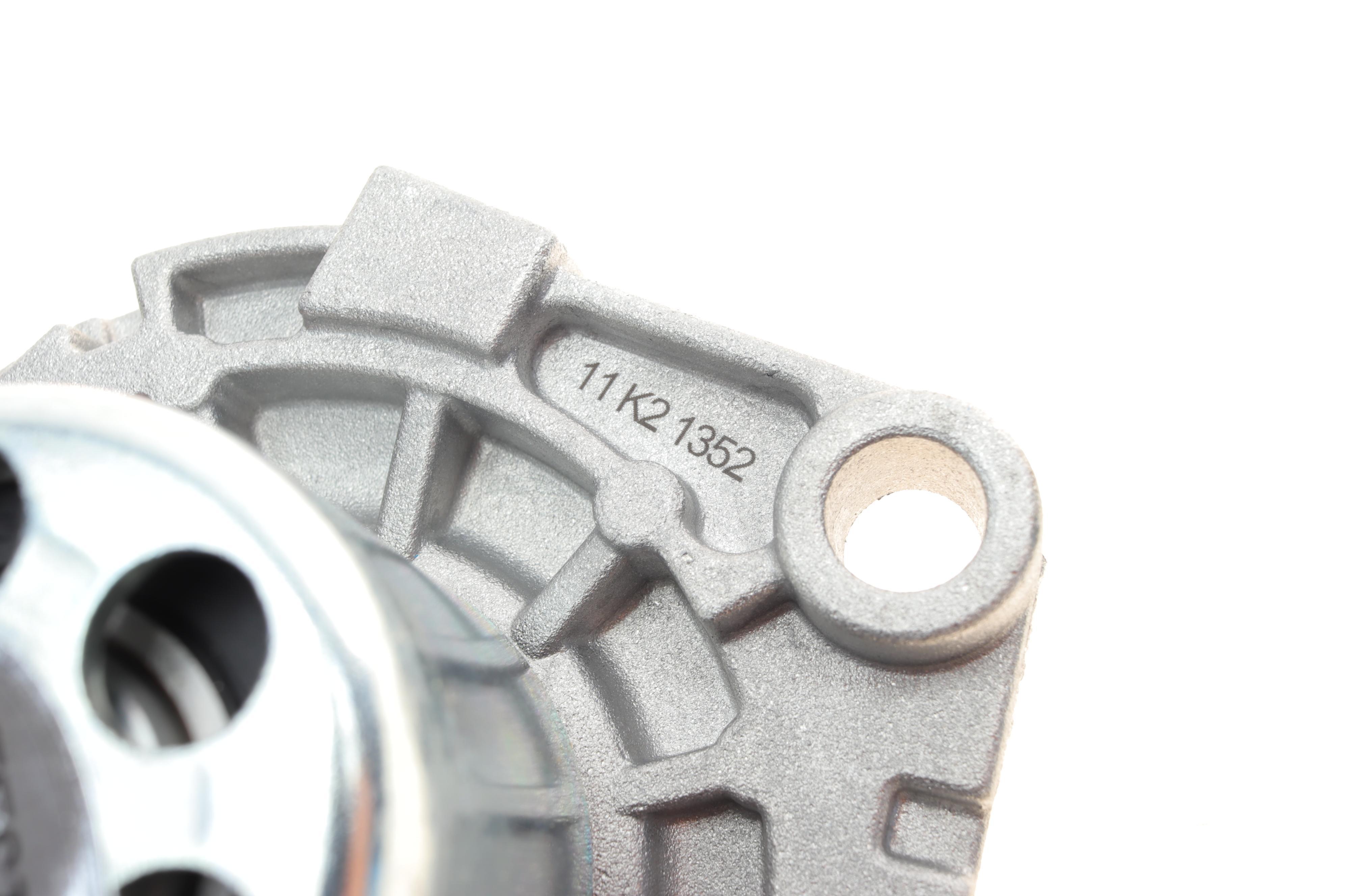 Помпа води Fiat Doblo/Opel Combo/Astra H/J/Zafira B/C/Vectra 1.6/1.9/2.0CDTI 10- (Зовнішній) (7 лоп.