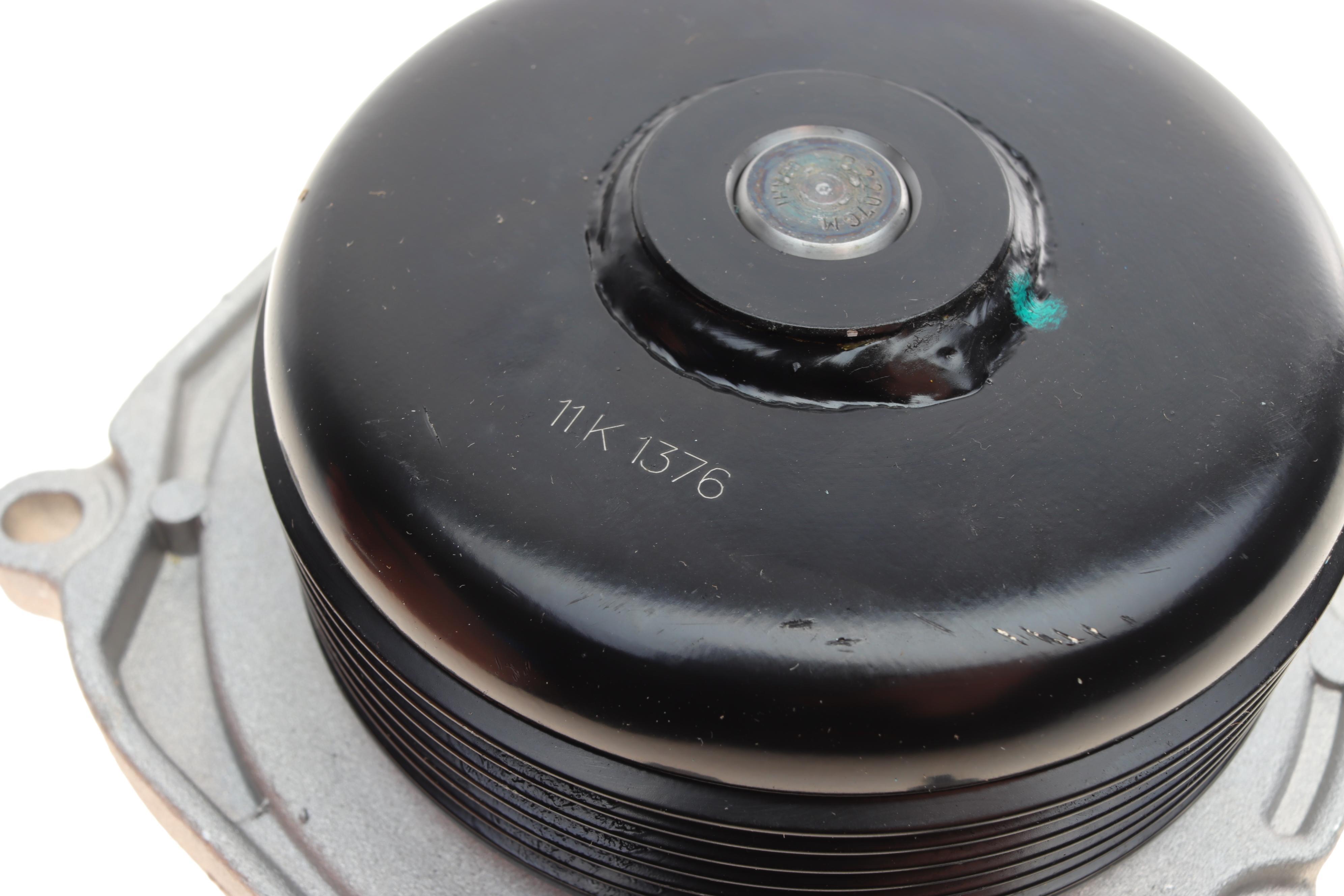 Помпа води MB C-class (W204)/E-class (W212)/Vito (W447) OM651 2.2CDI 08- (перемикач.)(R/B)(7 лоп)(6к