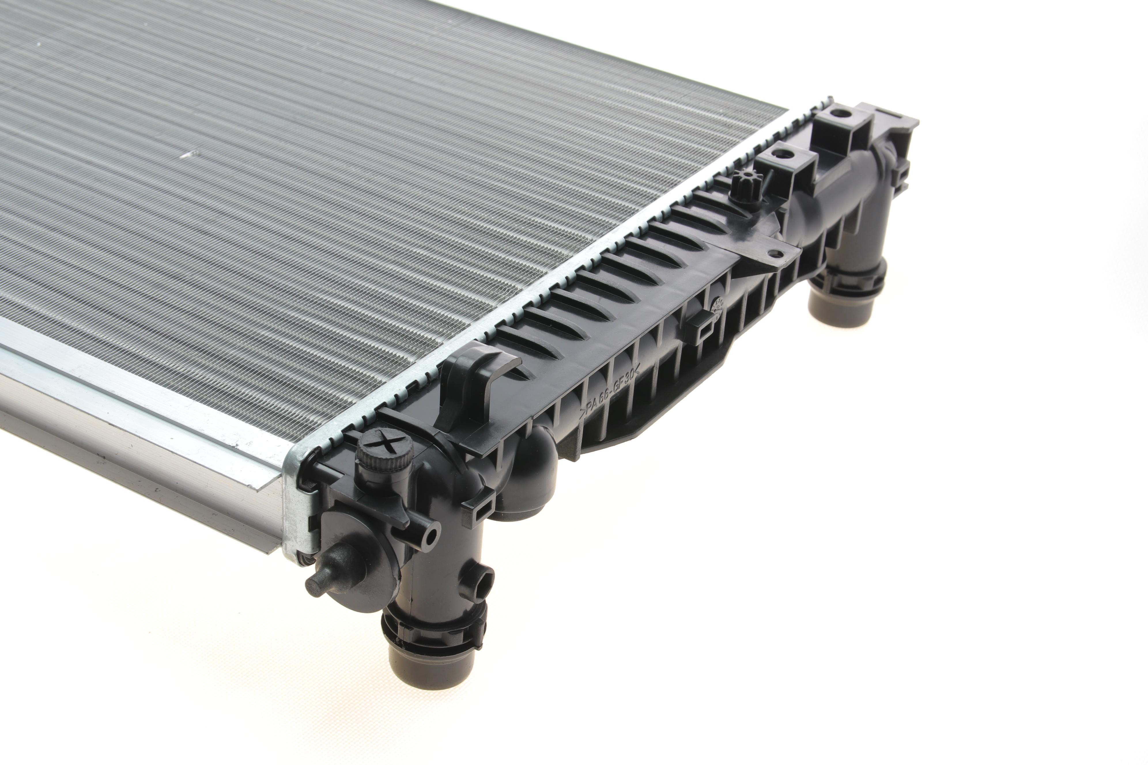 Радіатор охолодження Audi A4/A6/VW Passat 1.6-2.8 94-08