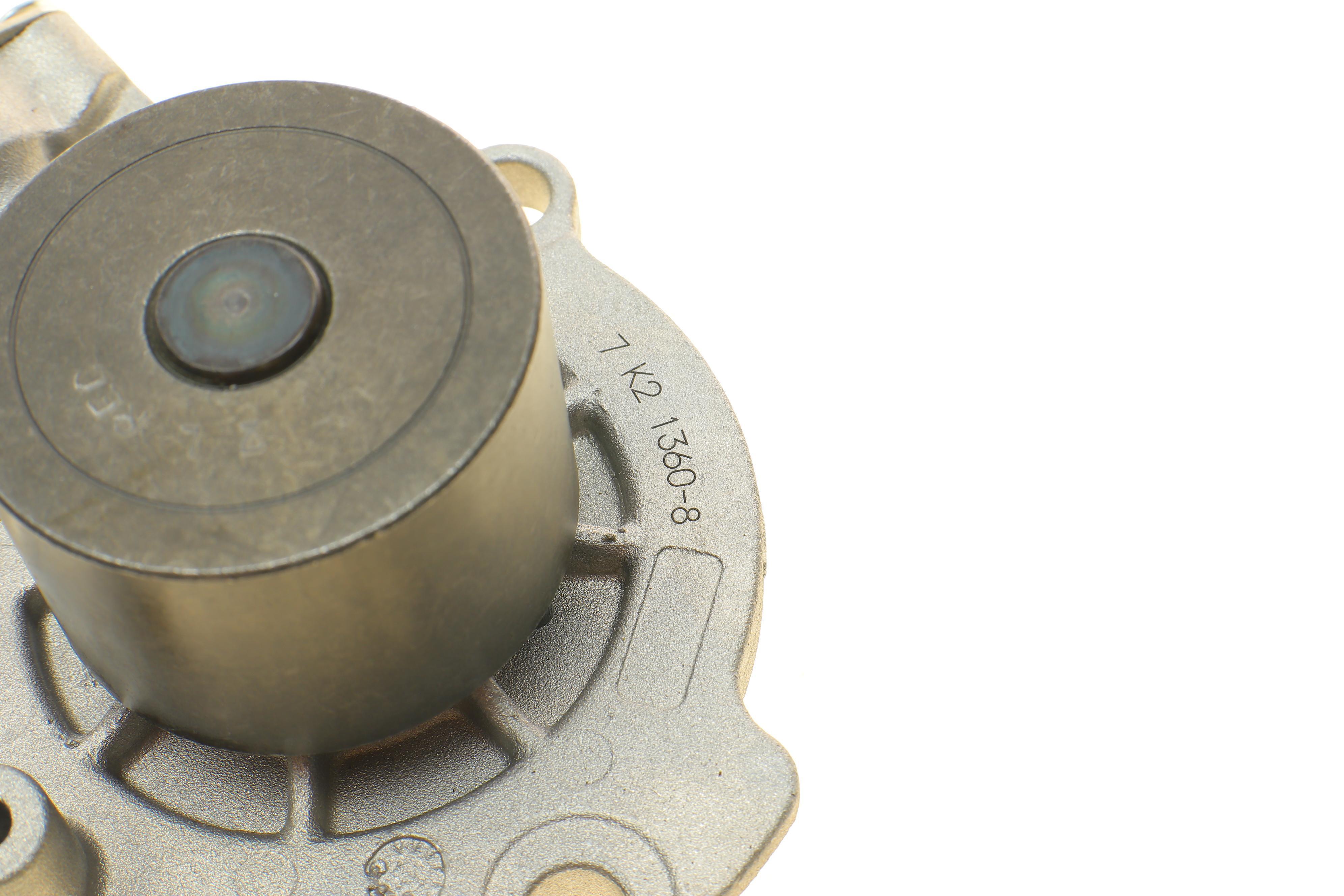 Помпа води Audi/Seat/Skoda/VW Crafter/Caddy/T6/Passat/Golf 1.6/2.0TDI 13-(R/B)(7 лоп)(з датч)