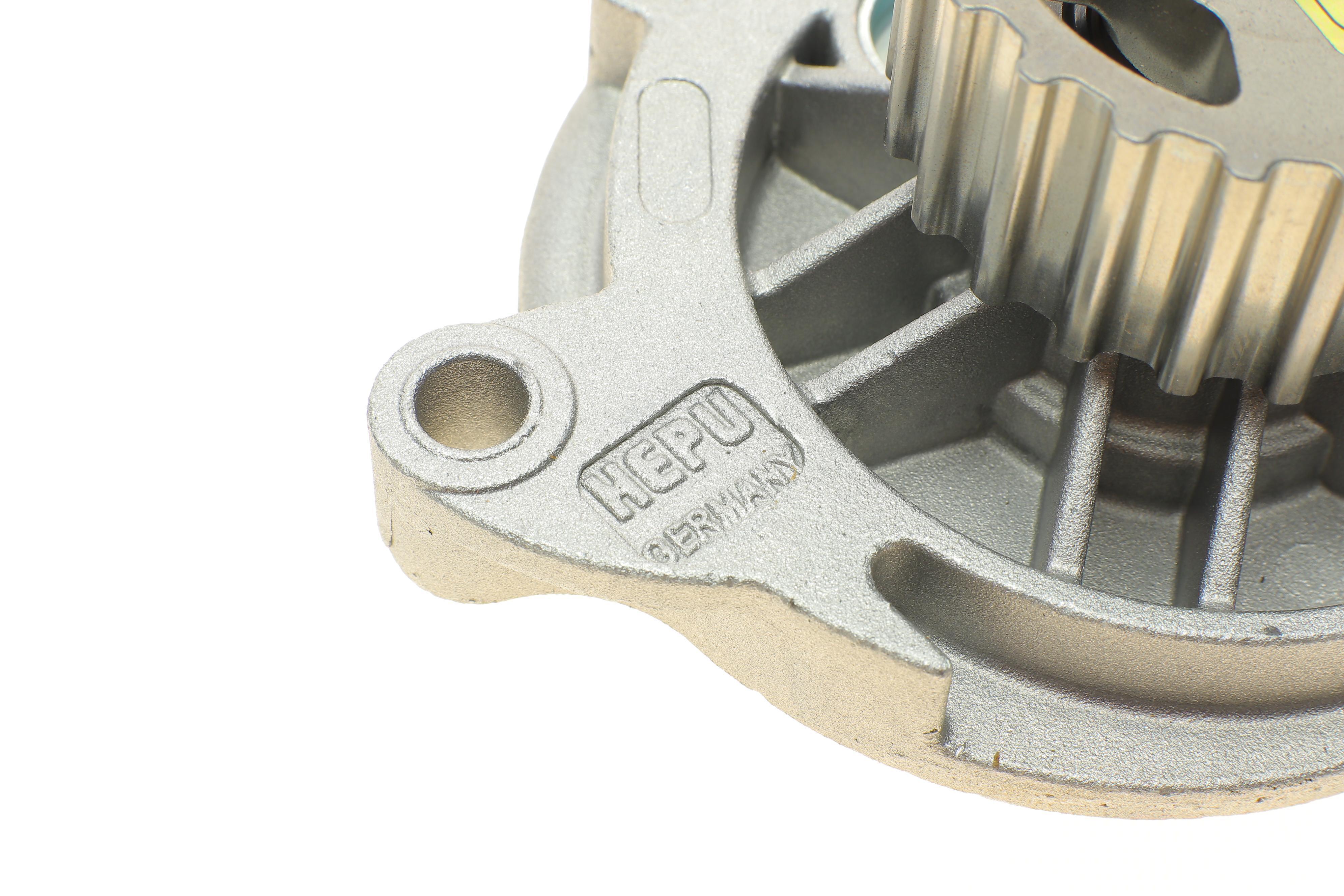 Помпа води Audi 100/A6/VW LT 2.4D 94-