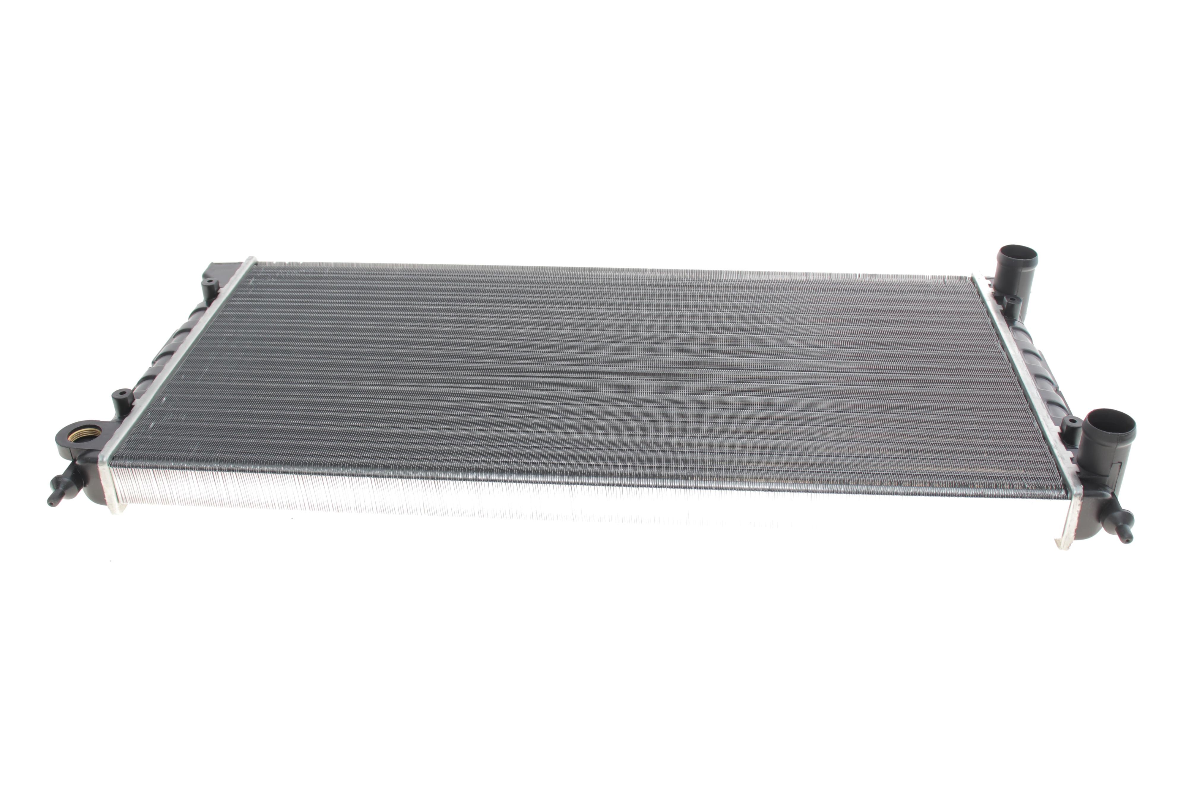 Радіатор охолодження VW Passat 1.8-2.0/1.6TD/1.9D 88-97