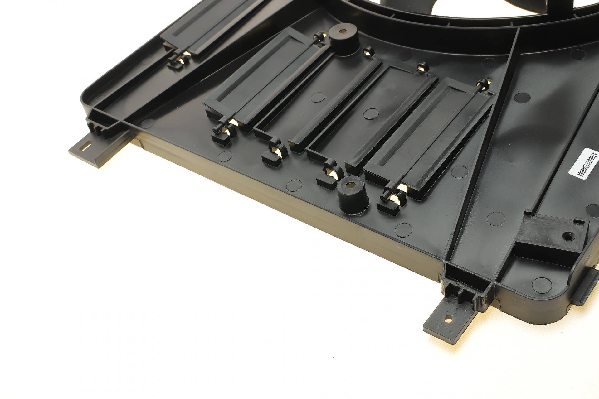 Вентилятор радіатора Ford Mondeo 2.0/2.2TDCi 07-15 (з дифузором)