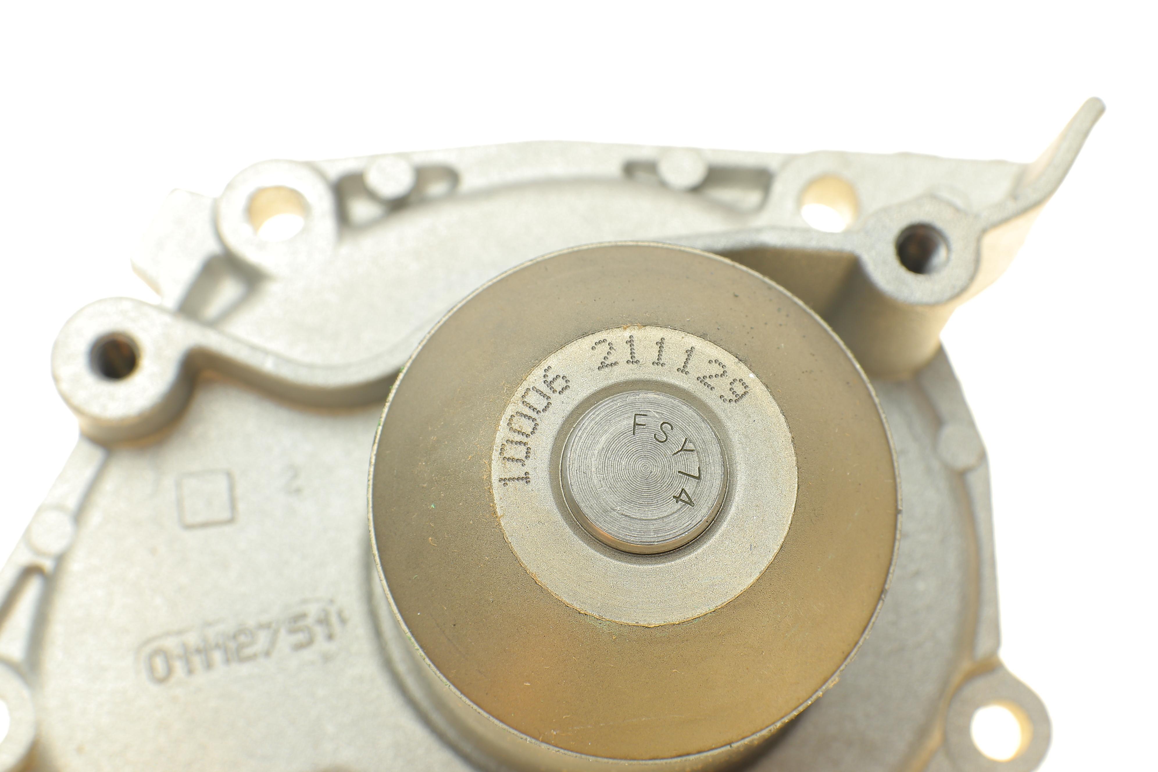 Помпа води Renault Trafic/Master/Megane/Scenic/Opel Vivaro 1.8 16V/1.9dCi/DTI/2.0 99- (B/B) (10лоп)