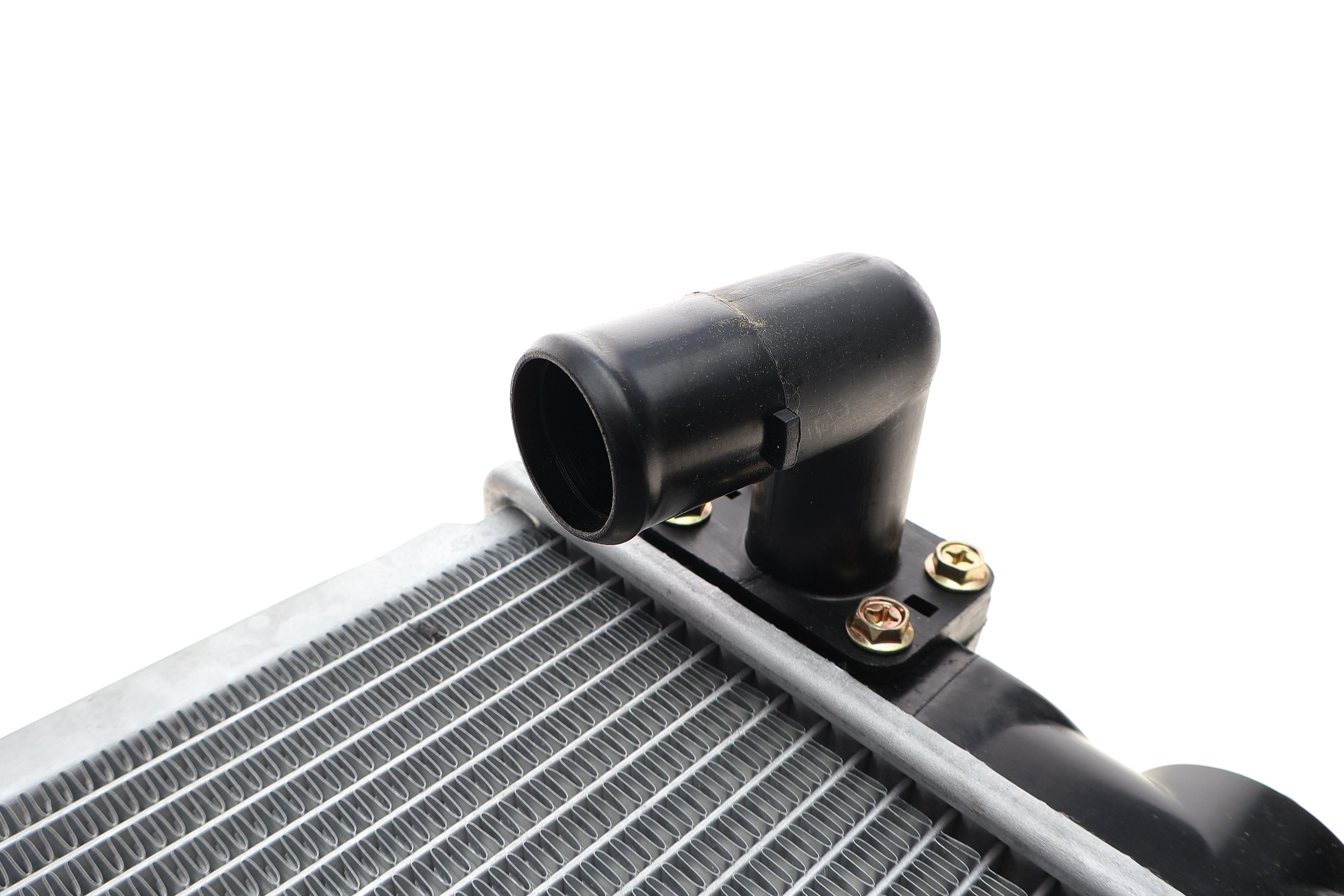 Радіатор охолодження Mitsubishi L200 2.5TD 01-17