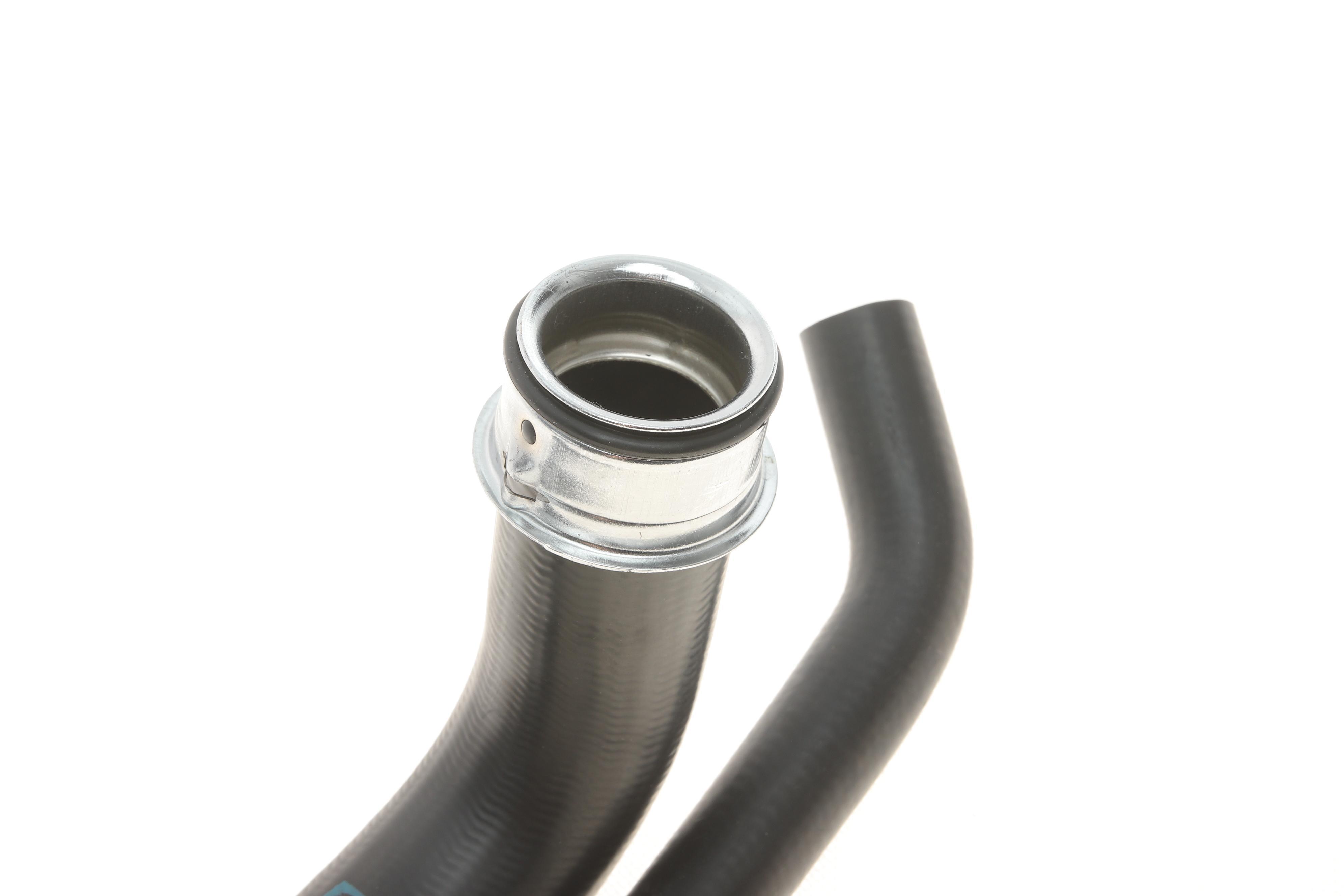 Патрубок радіатора (нижній) MB Sprinter 2.2/3.0CDI 06- (R)