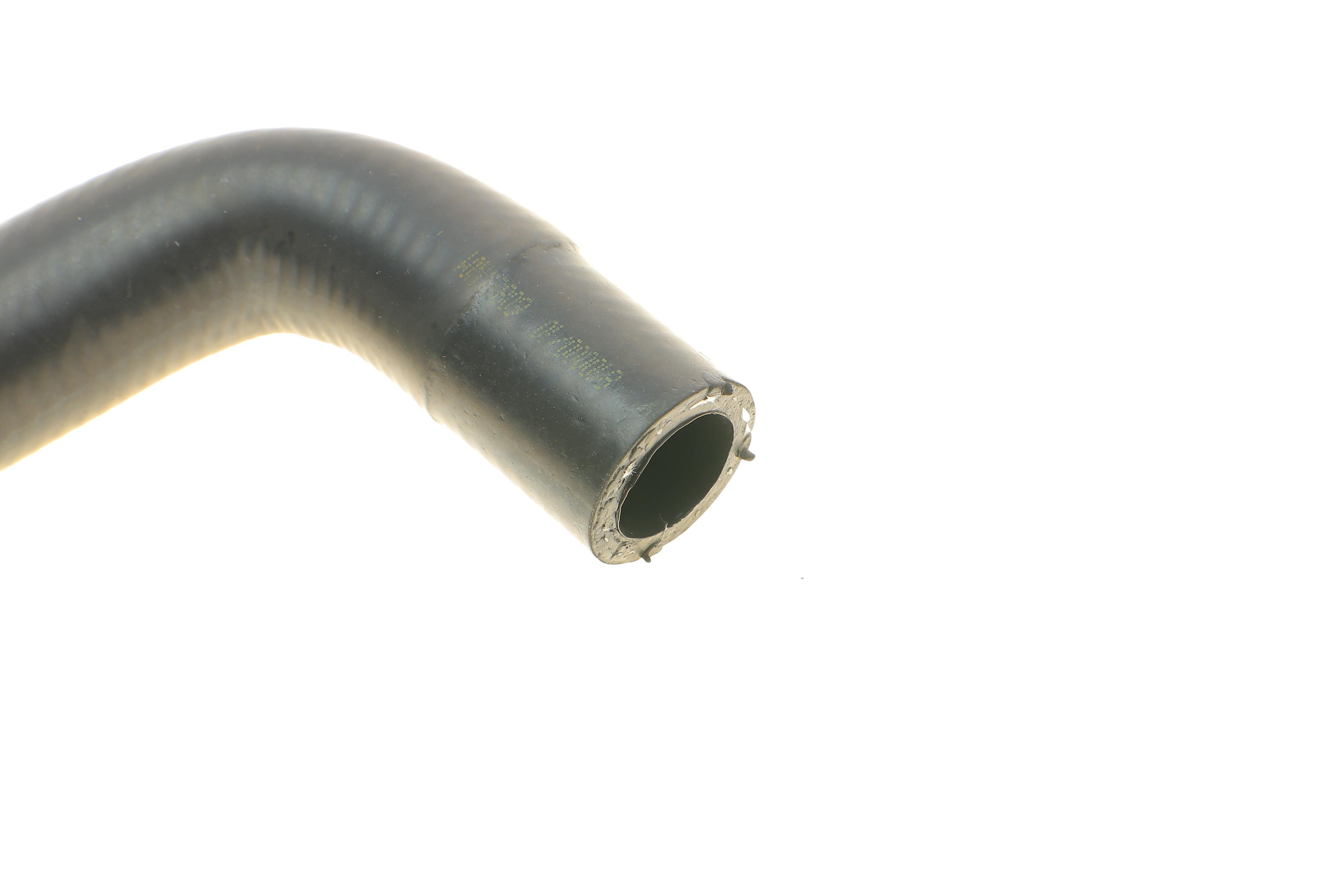 Патрубок системи охолодження MB Sprinter (W906) 2.2CDI 06- (OM651)