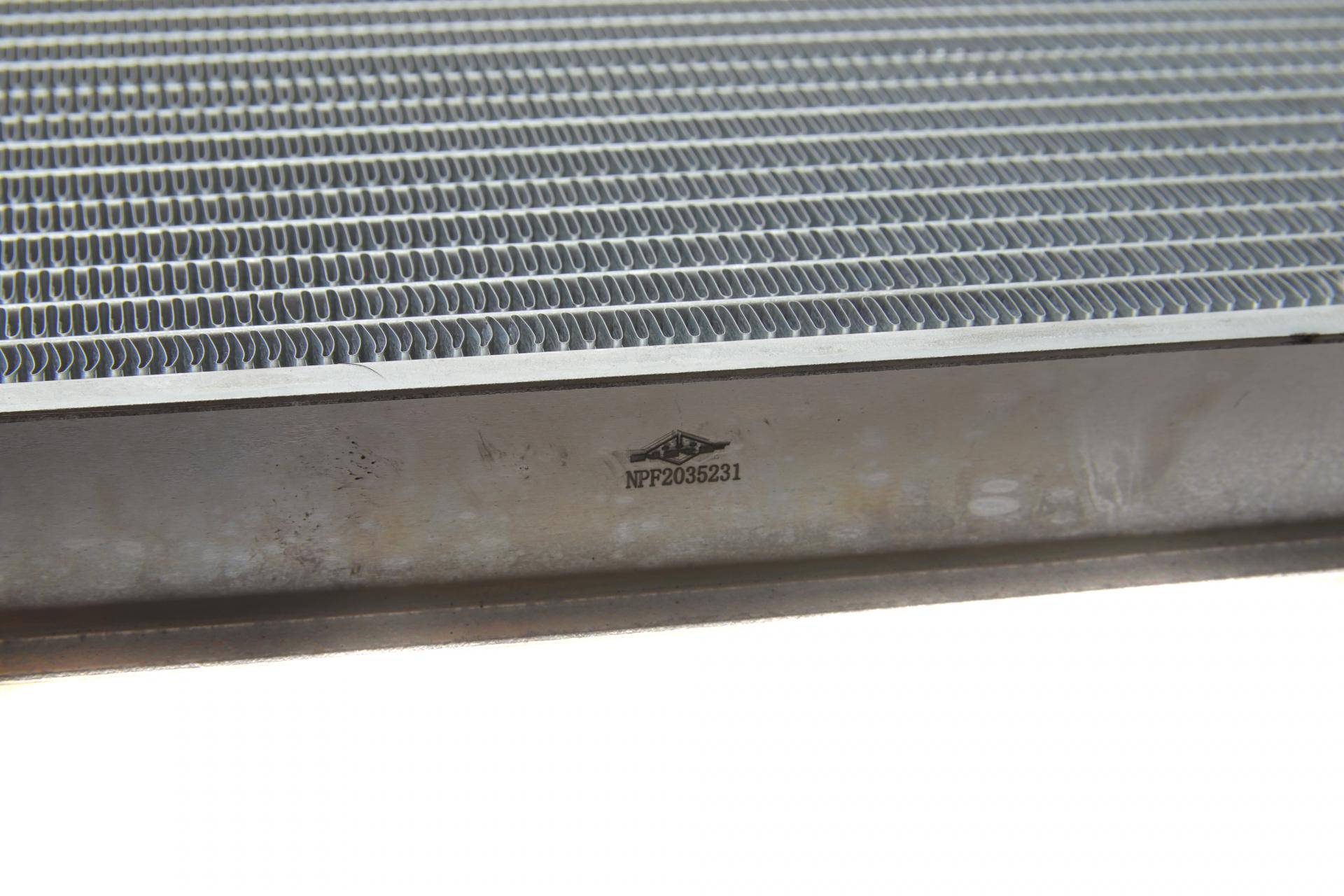 Радіатор охолодження Nissan NP300 Pickup/Navara/Pathfinder 2.5dCi 05-