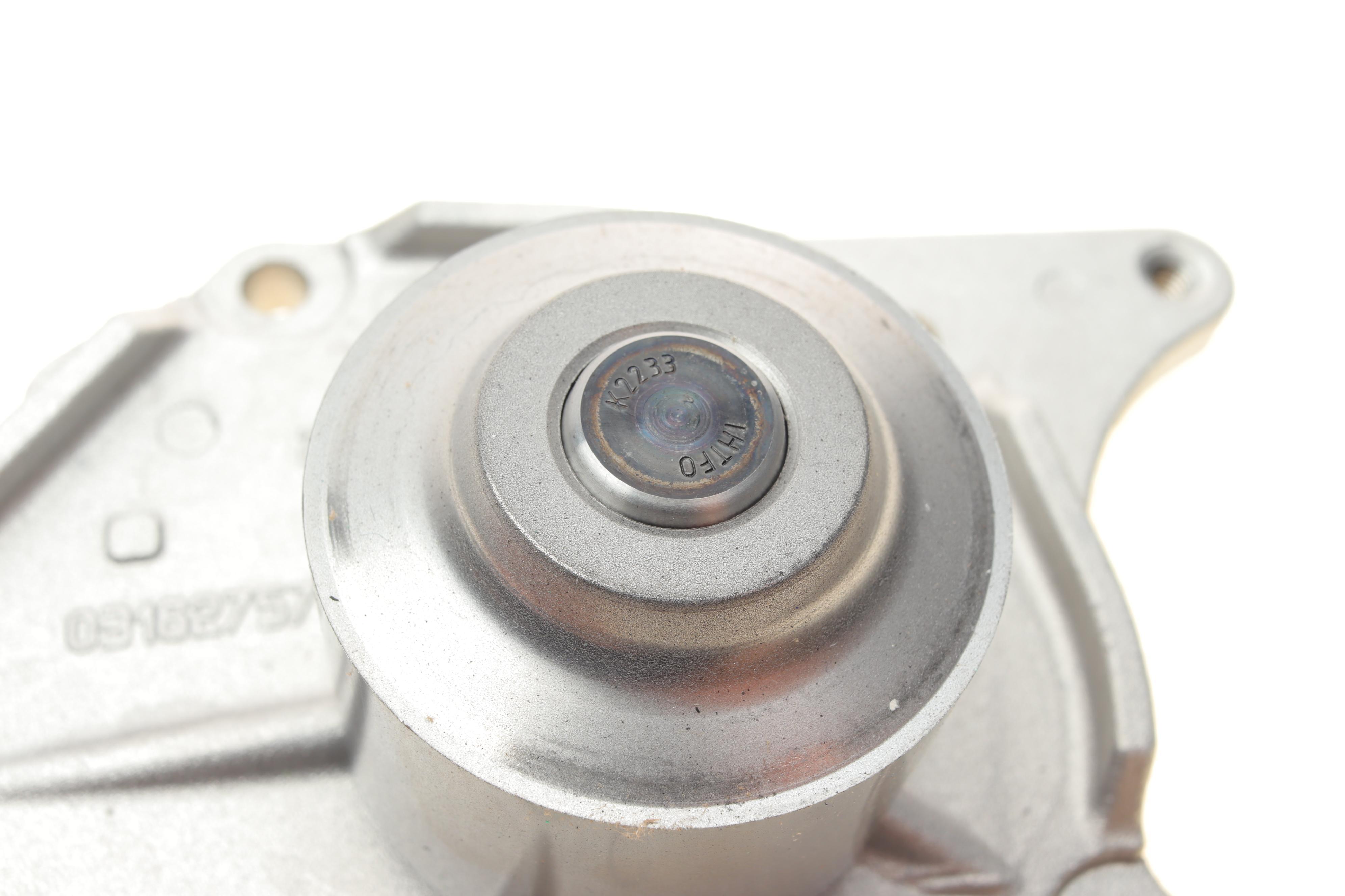 Помпа води Renault Kangoo/Megane/Scenic/Clio/Nissan Almera/Kubistar/Micra 1.5dCi 01- (B/B) (10 лоп)