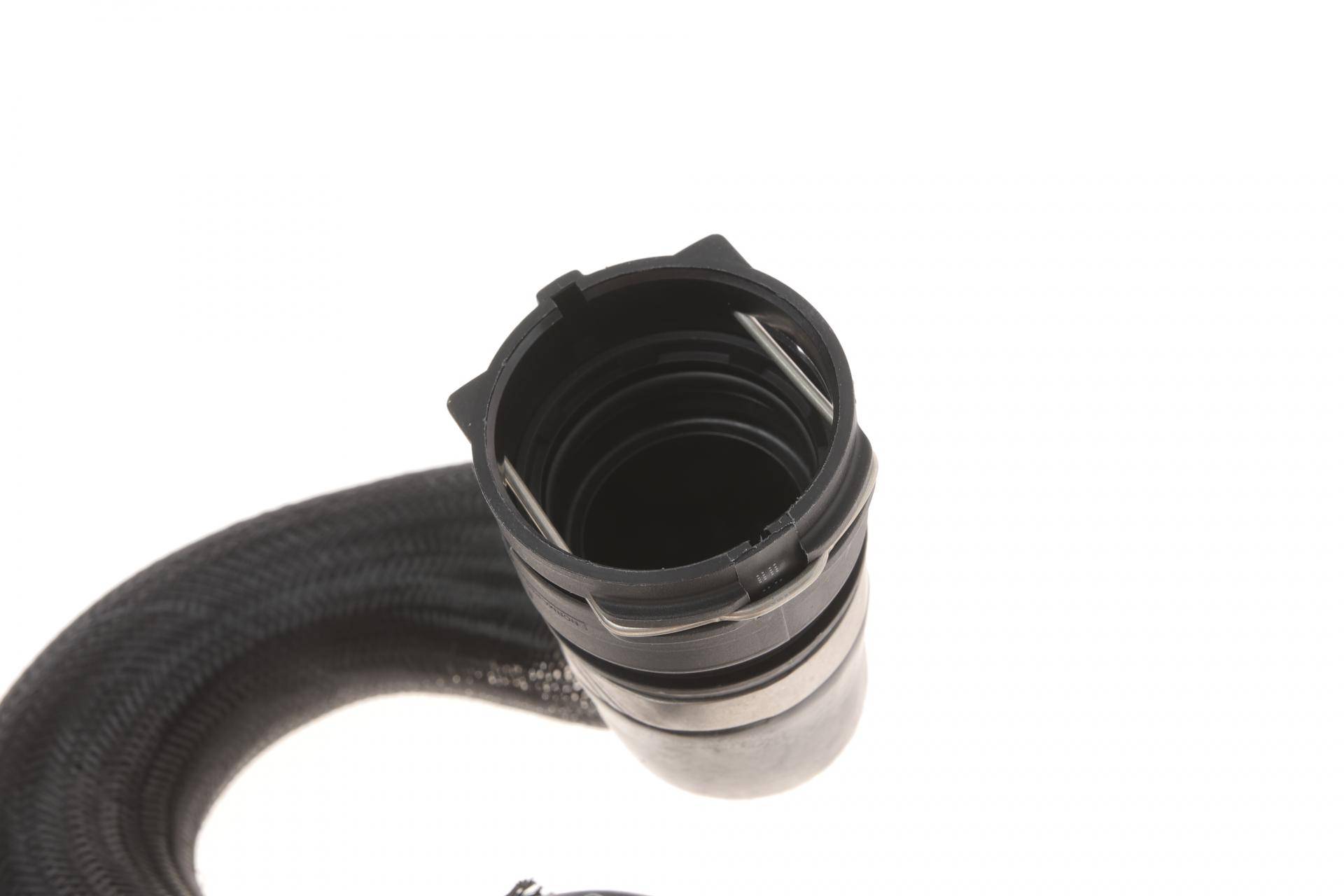 Патрубок радіатора (верхній) Audi A6 2.0D 04-11