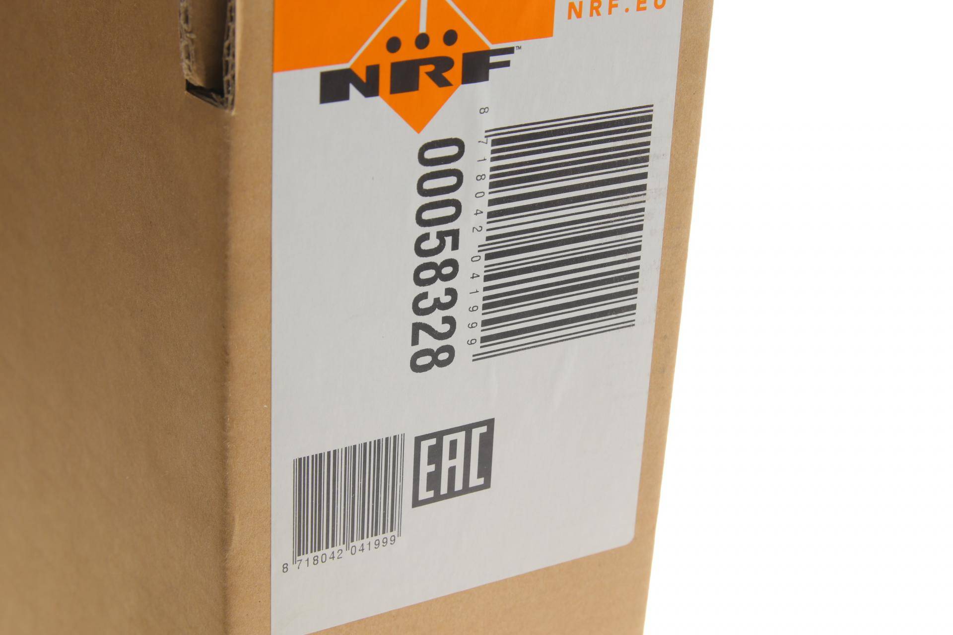 Радіатор охолодження Renault Megane II 1.4-1.6 03-09 (Економ-клас)