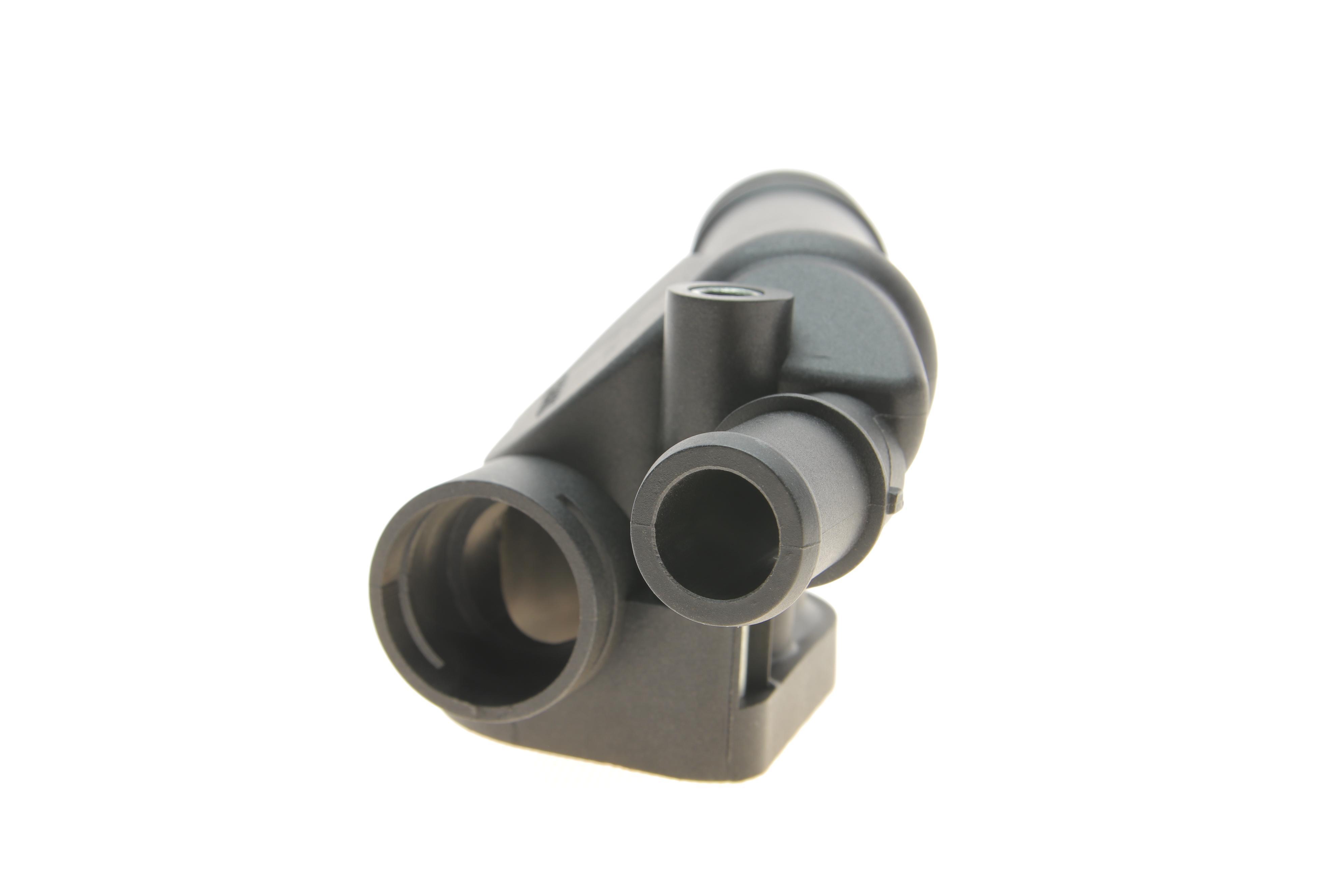 Фланець системи охолодження VW Caddy III 1.9TDI/2.0TDI 04-10