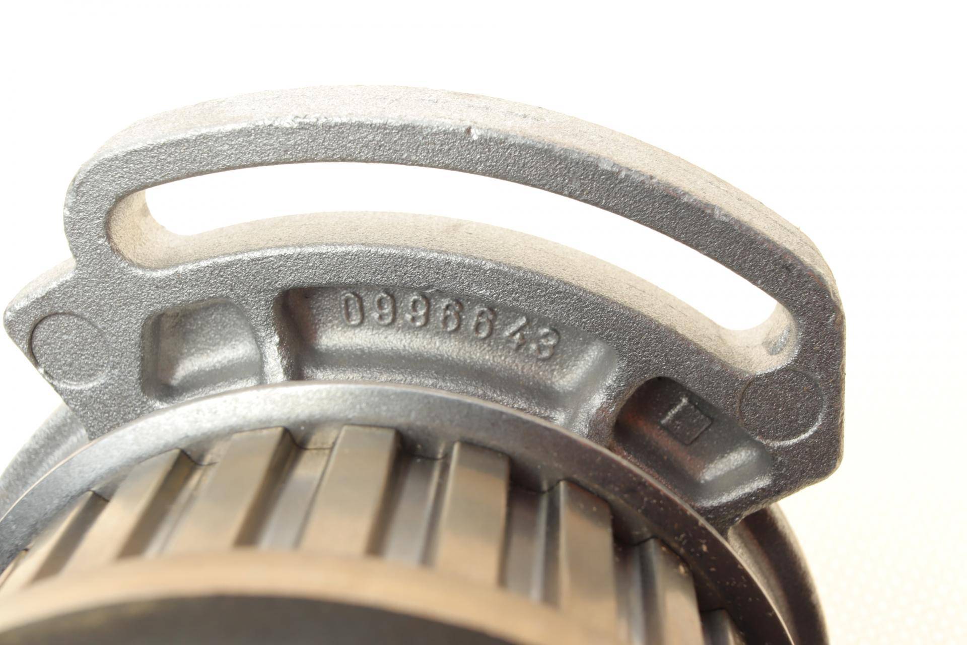 Помпа води Audi 50/80/VW Golf/Jetta/Passat/Polo 0.9-1.3 74-94 (B/B) (8 лоп)