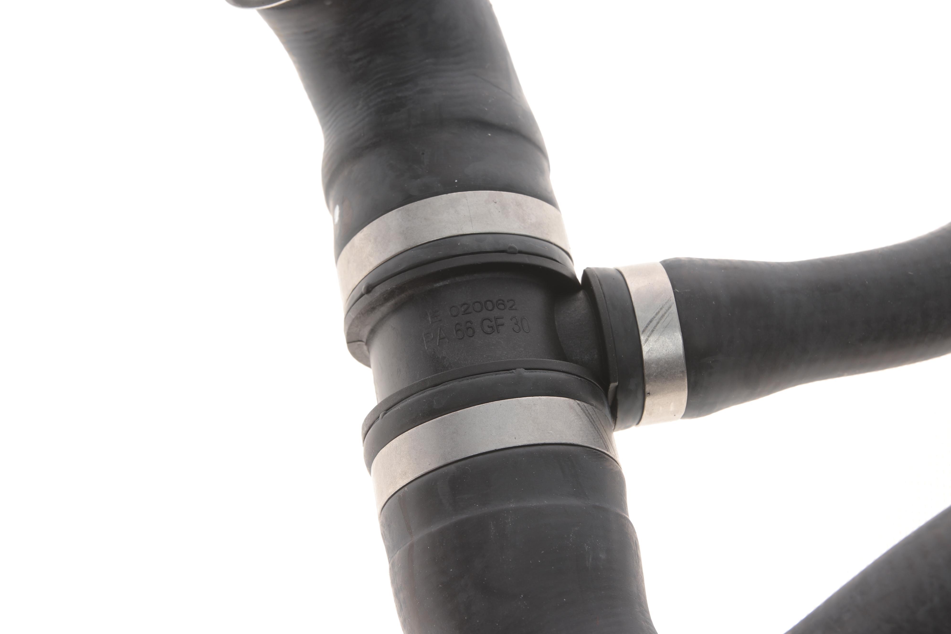 Патрубок радіатора (нижній) MB Sprinter (W906) OM651 06-