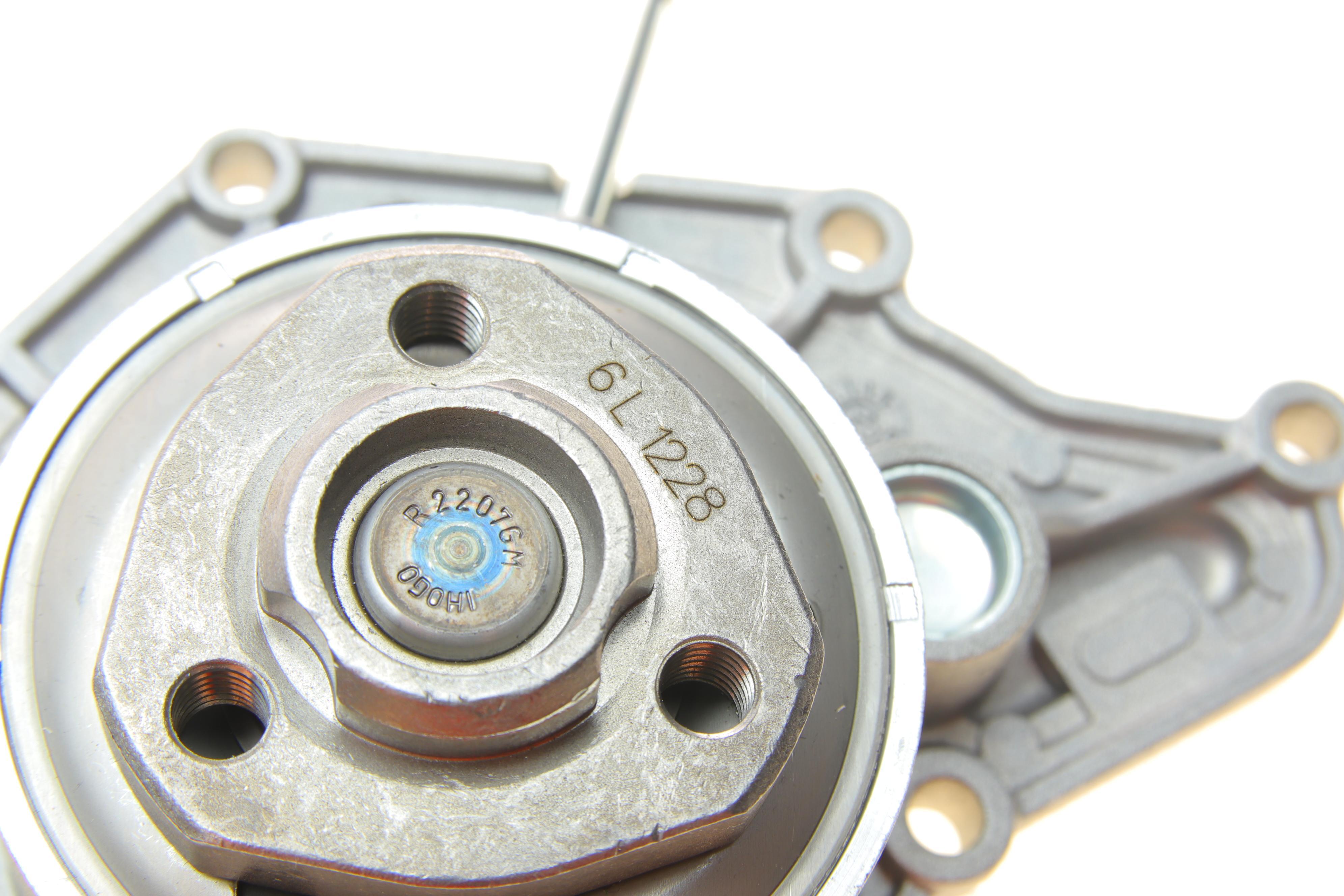 Помпа води Audi A4-A8/Q5/Q7 3.0TFSI/VW Touareg 3.0V6 TSI Hybrid 10-18 (вакуум/перек.водя.нас.)