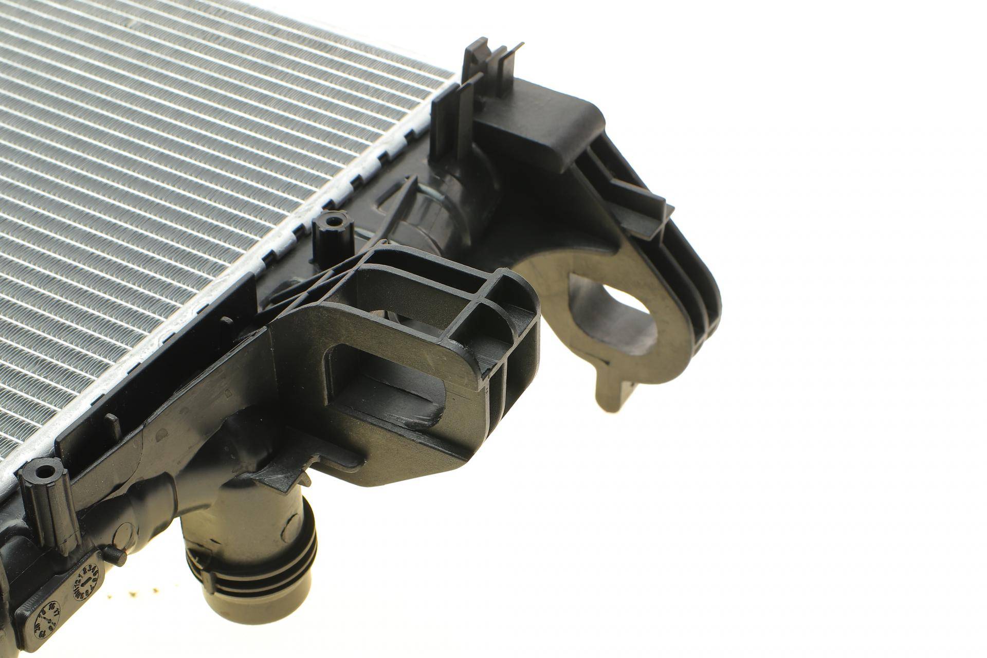 Радіатор охолодження Iveco Daily 2.2/3.0 11-