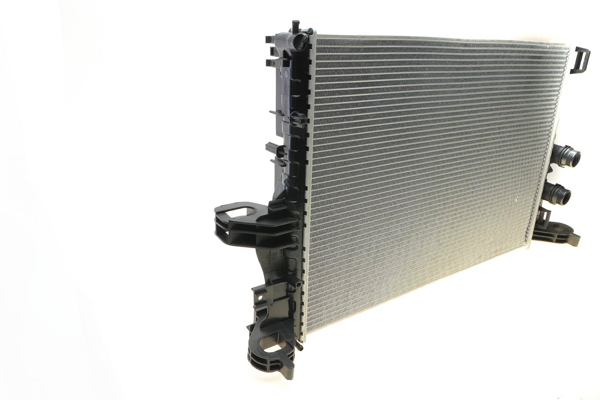 Радіатор охолодження Iveco Daily 2.2/3.0 11-