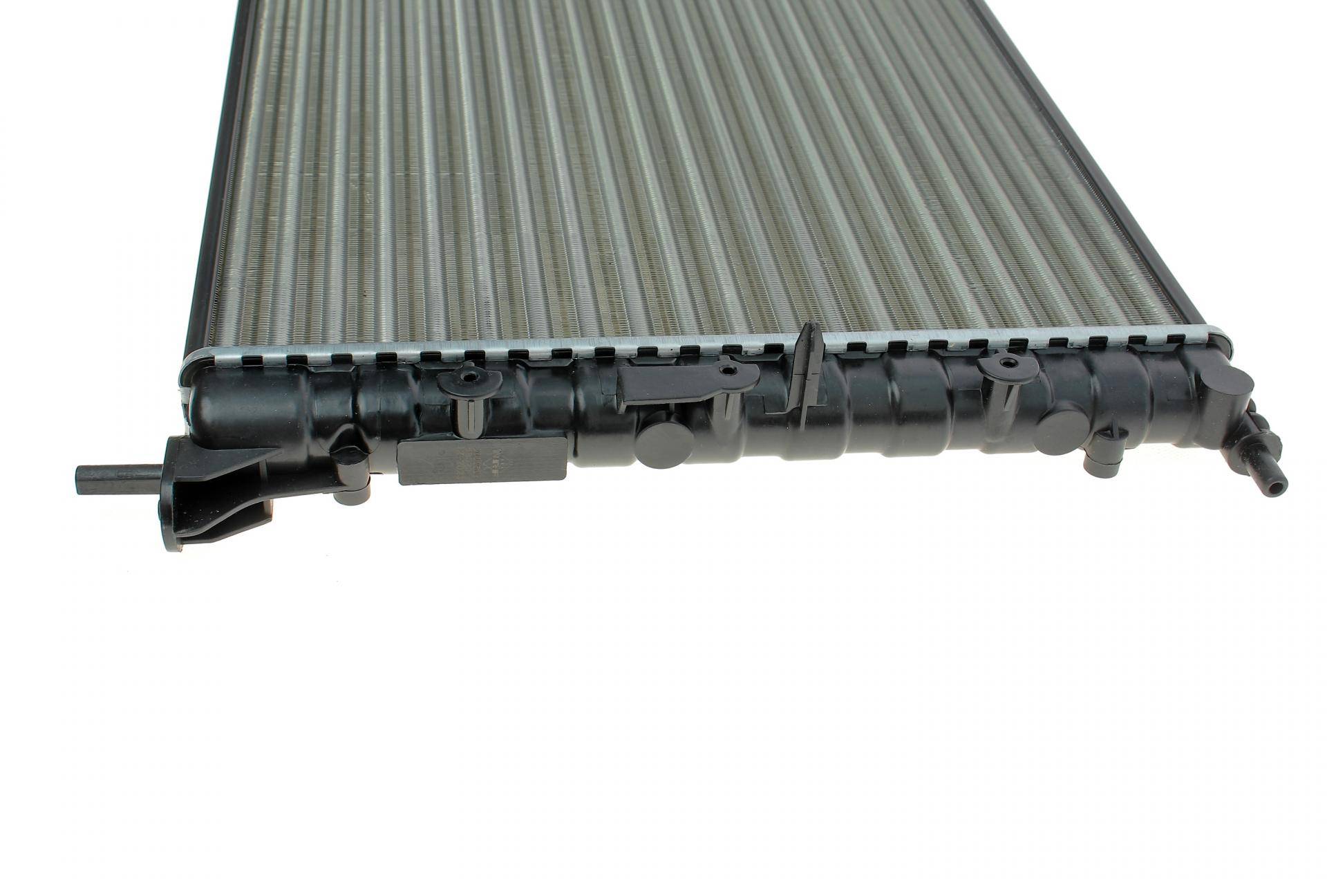 Радіатор охолодження Renault Kangoo/Logan/Sandero/Megane I 1.2-2.0 96-