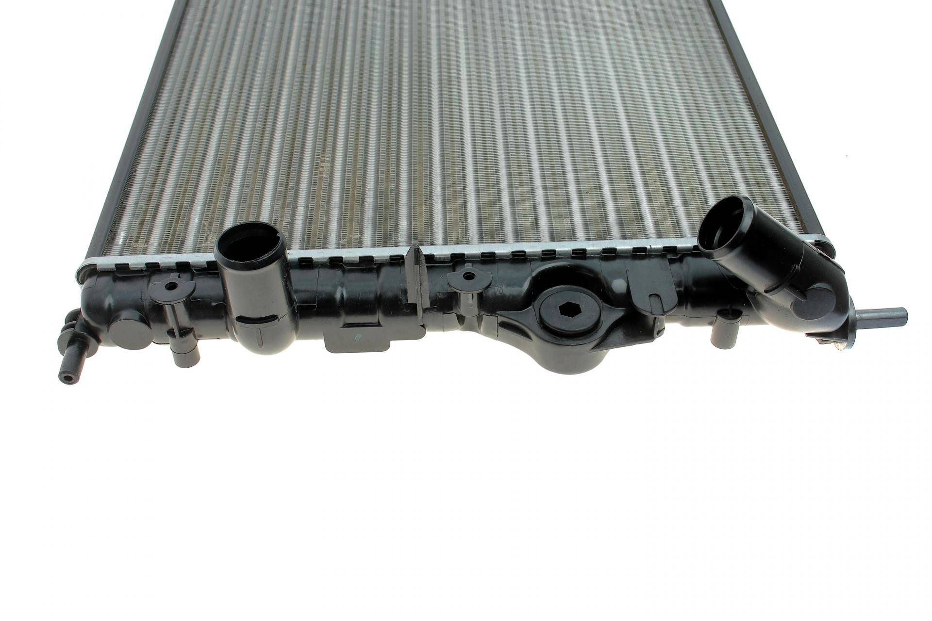 Радіатор охолодження Renault Kangoo/Logan/Sandero/Megane I 1.2-2.0 96-