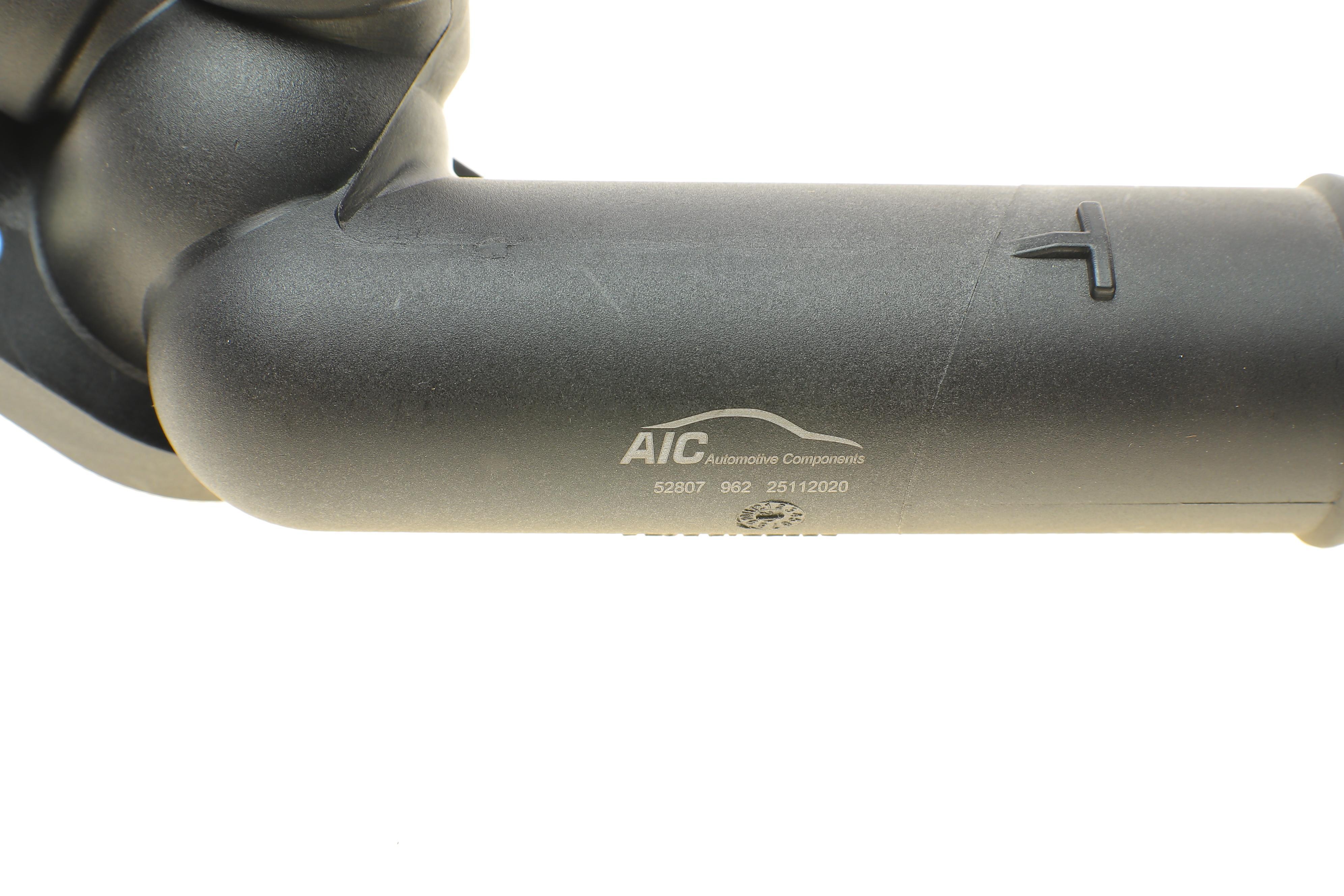 Фланець системи охолодження VW T4 2.4D/2.5TDI 90-03