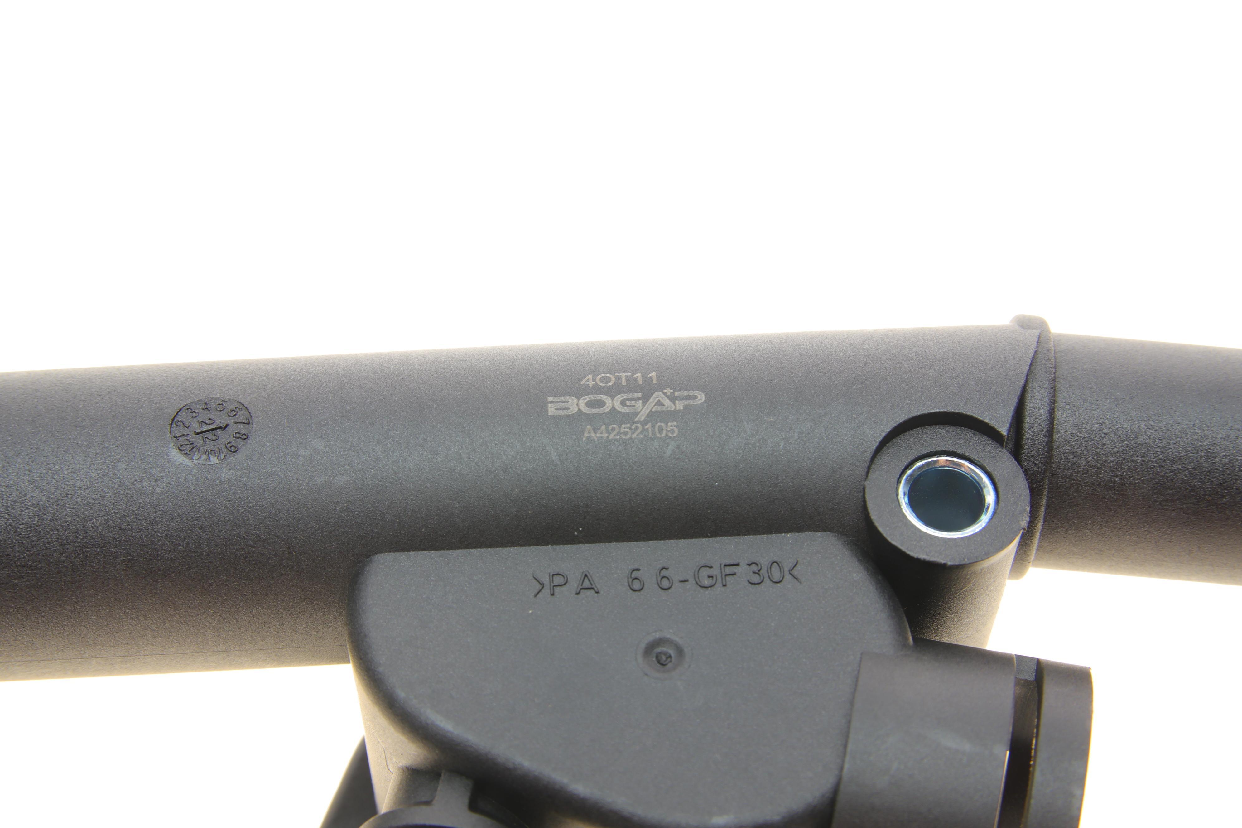 Фланець системи охолодження VW T5 03-09/Caddy II 1.9TDI 95-04