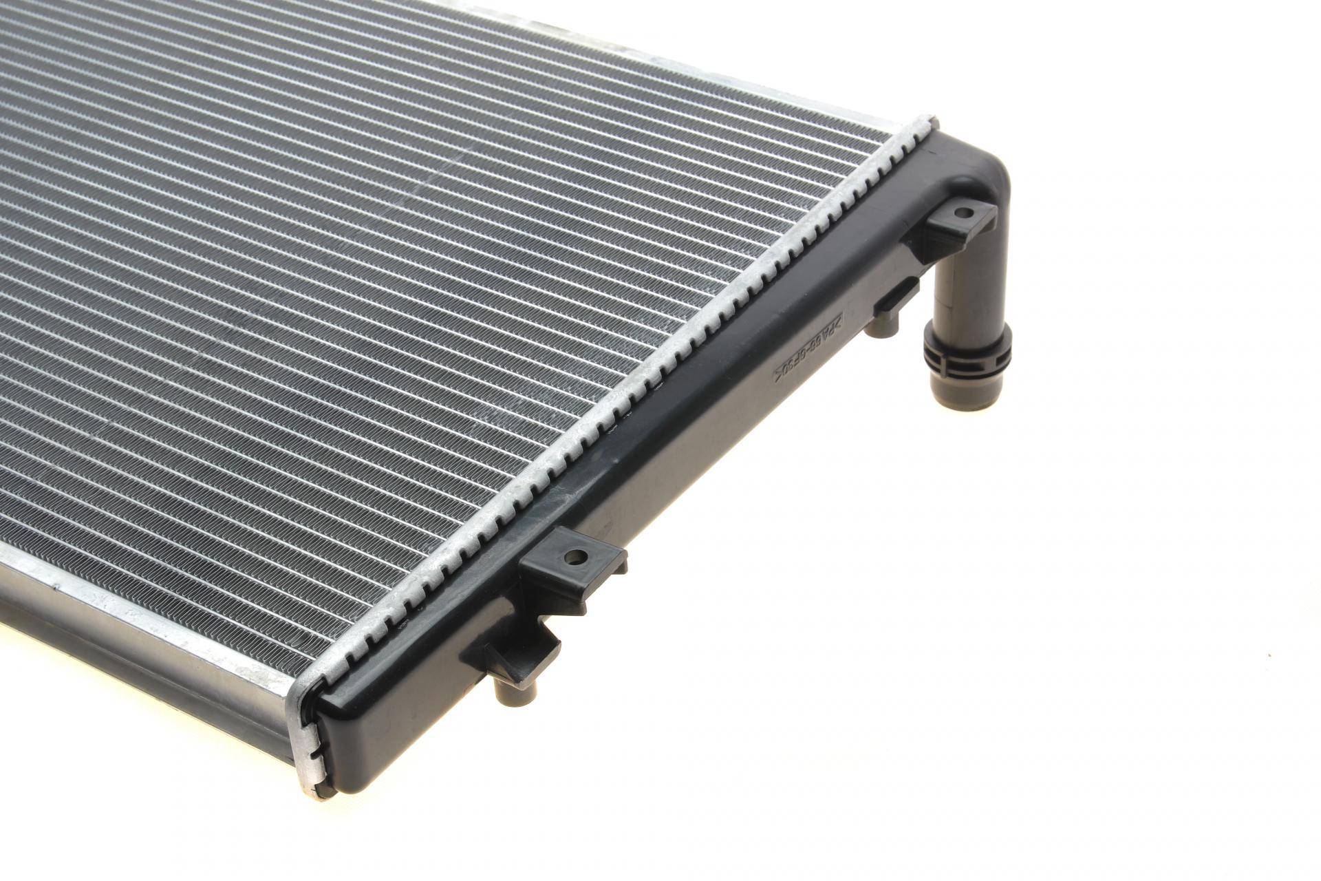 Радіатор охолодження VW Caddy 1.9TDI (55/77kW) 04-10