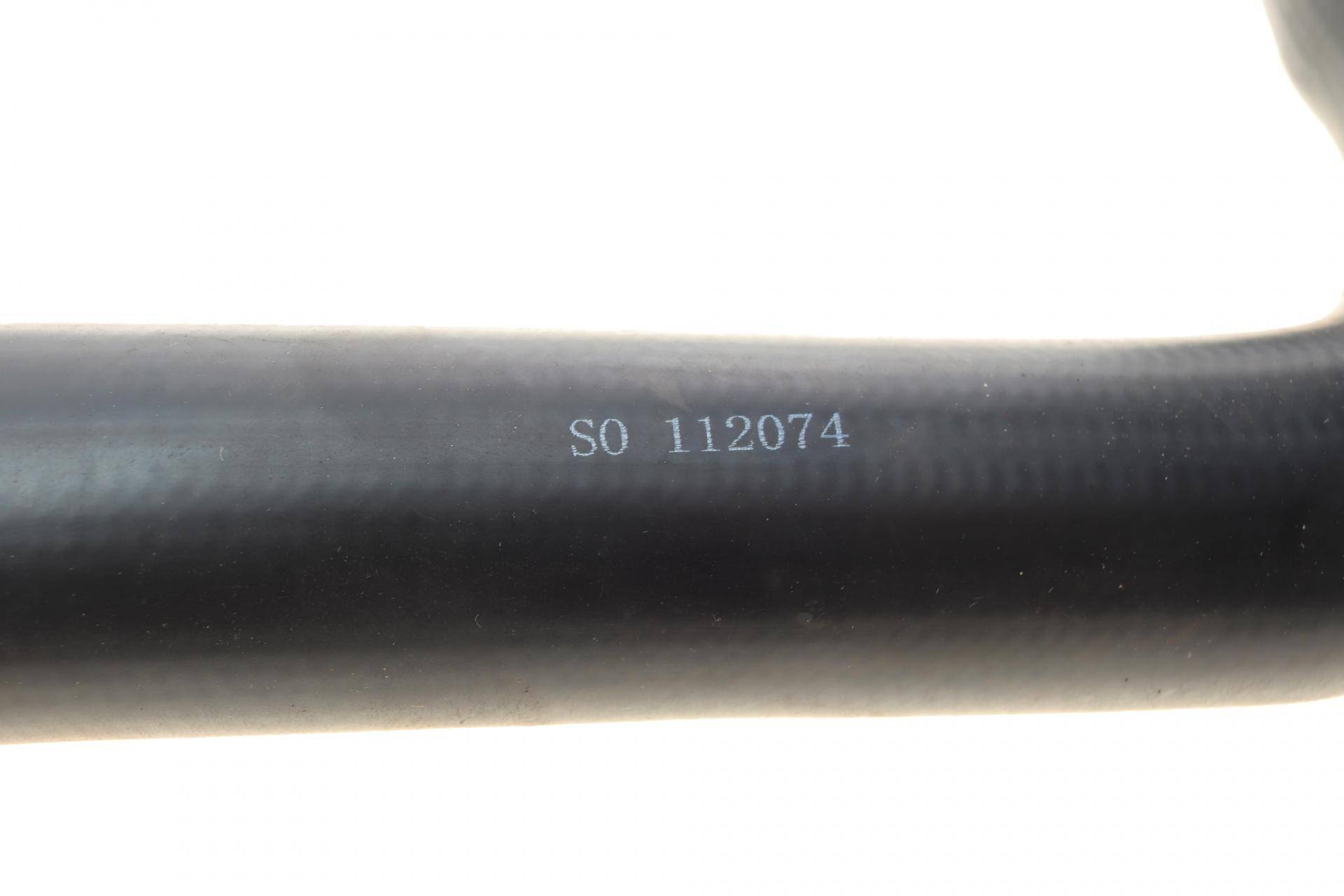 Патрубок системи охолодження MB Vito (W638) 2.0-2.3D 96-03 (нижній)