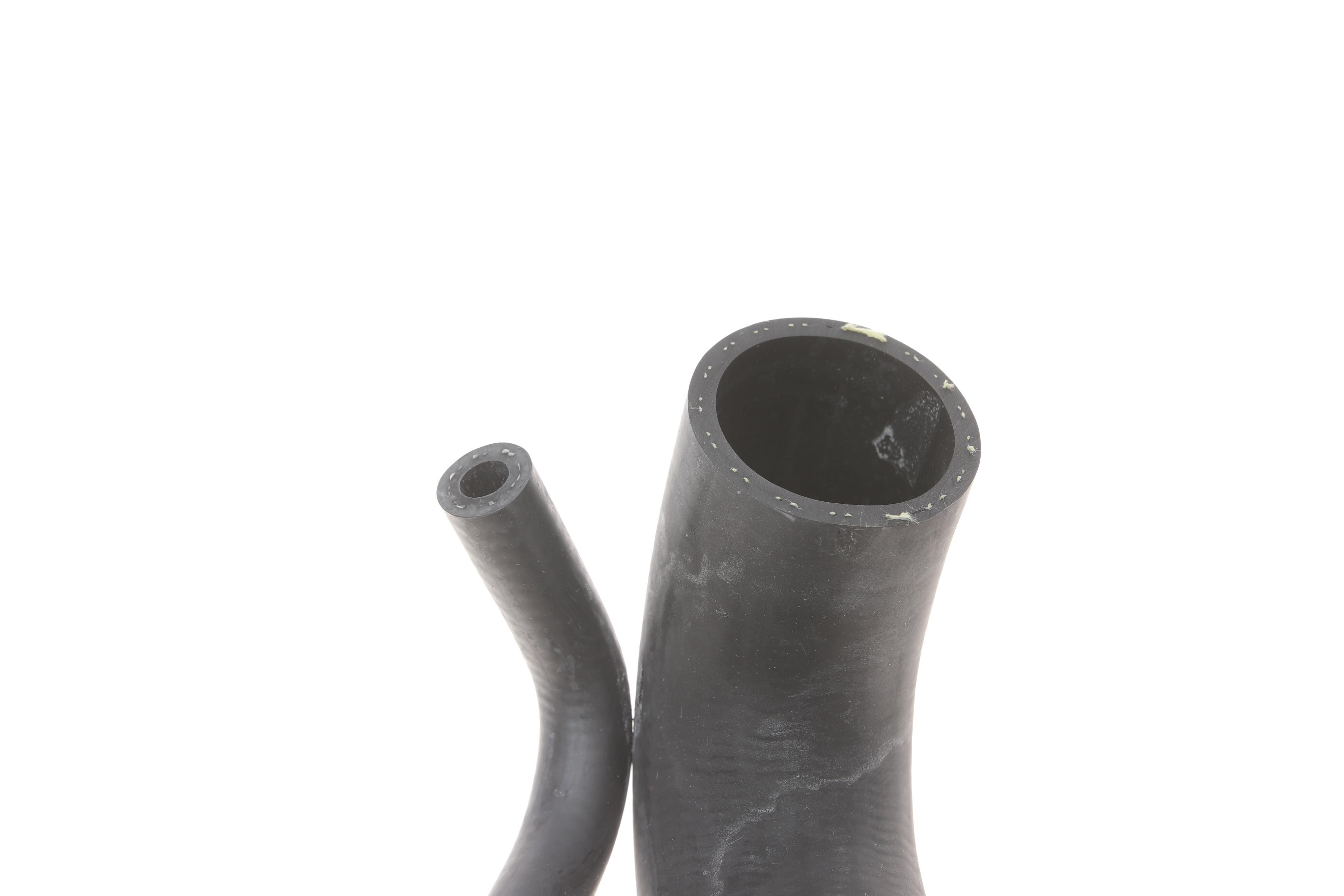 Патрубок радіатора (верхній) MB Sprinter CDI