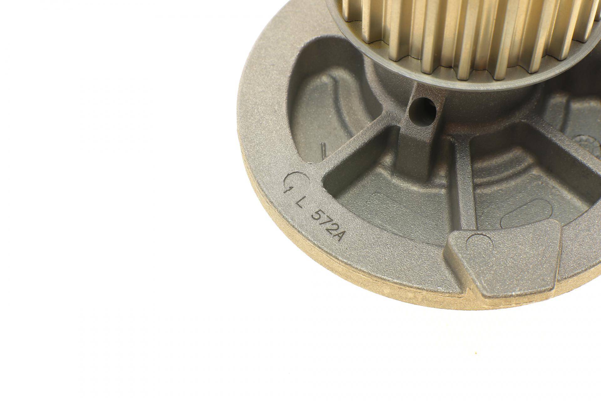 Помпа води Opel Astra F/G/H/Omega B/Vectra A/B/Zafira A/B 1.8i/2.0i/2.2i/2.4 94-10 (R/B) (8 лоп)