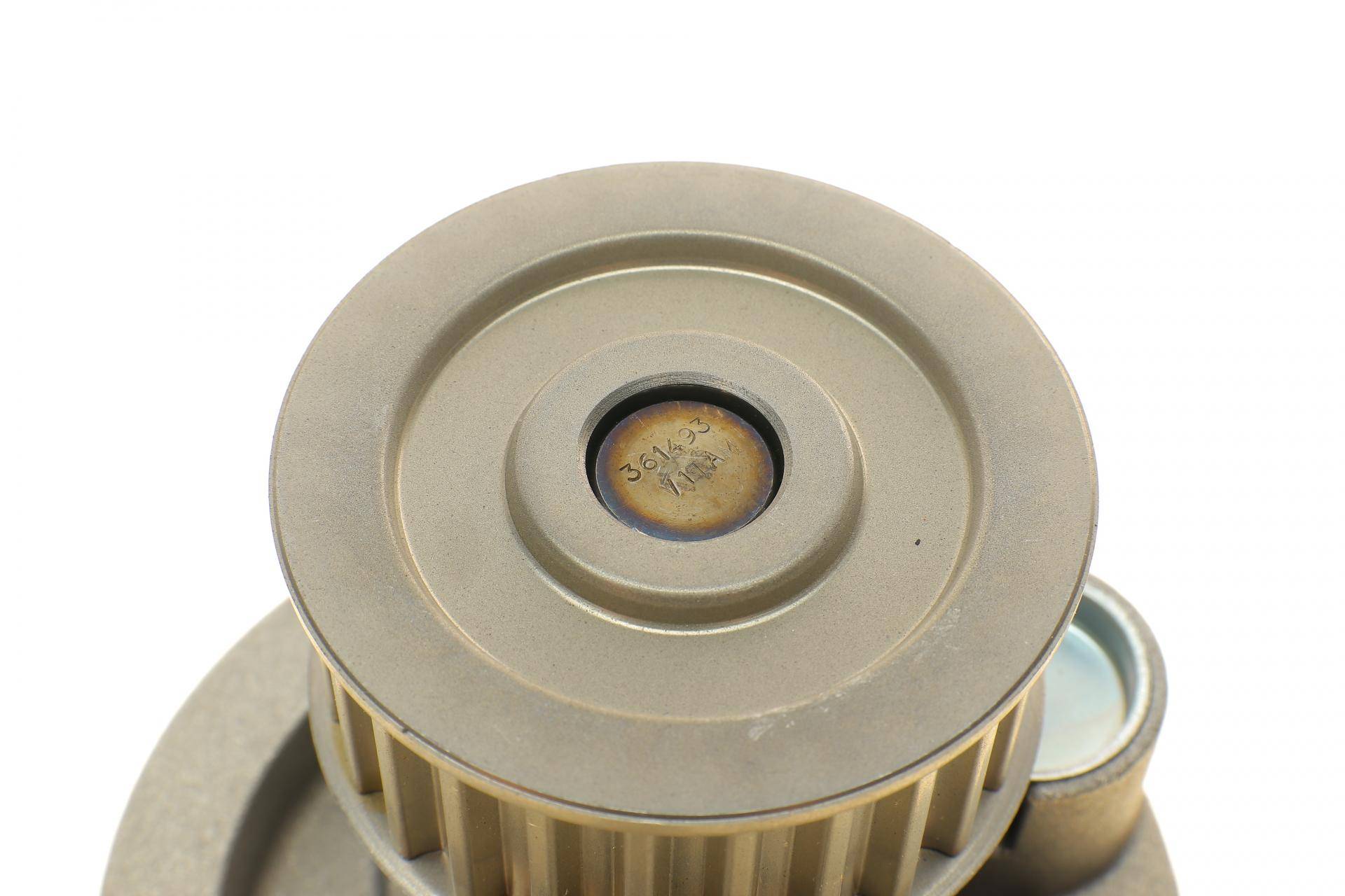 Помпа води Opel Astra F/G/H/Omega B/Vectra A/B/Zafira A/B 1.8i/2.0i/2.2i/2.4 94-10 (R/B) (8 лоп)