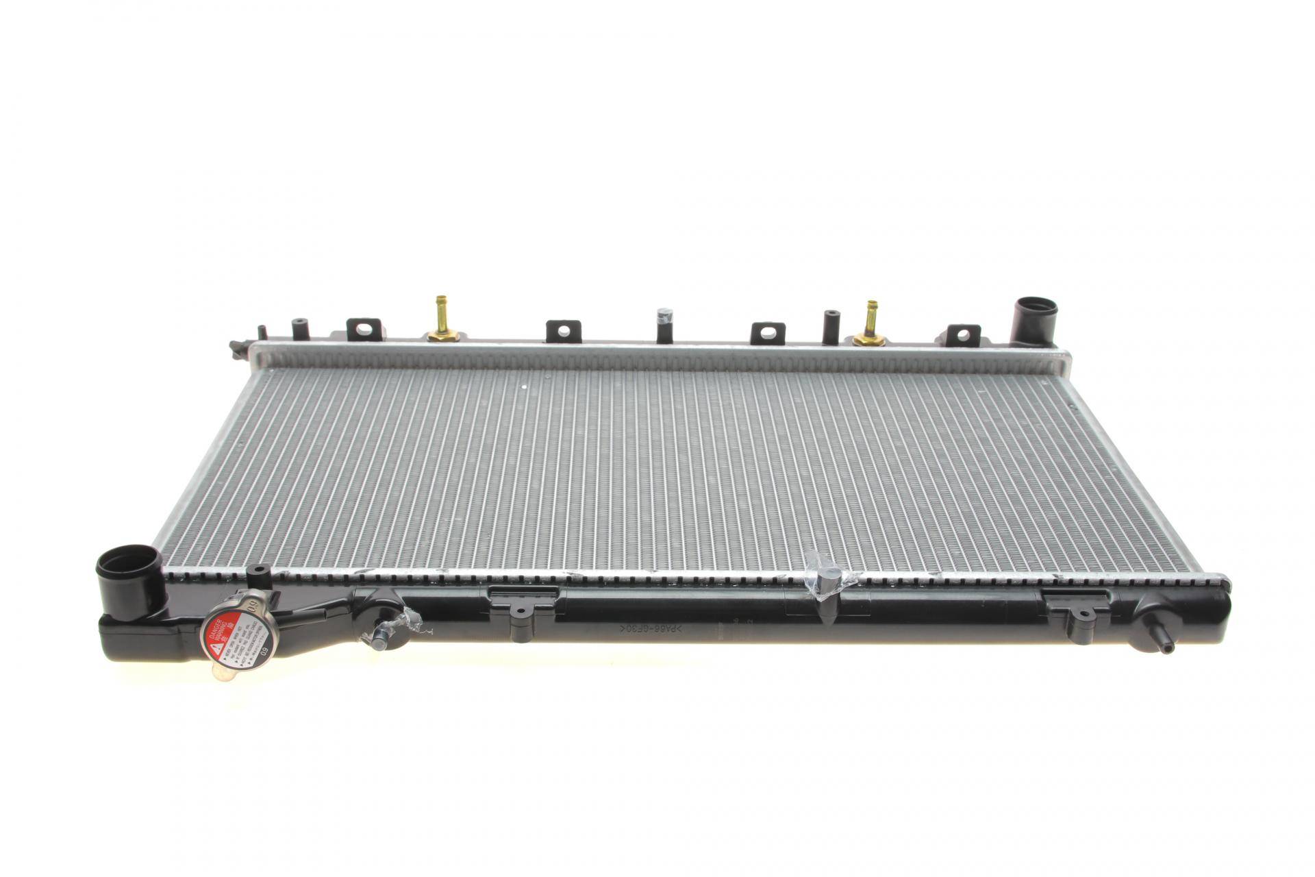 Радіатор охолодження Subaru Forester 2.0 AWD 02-08