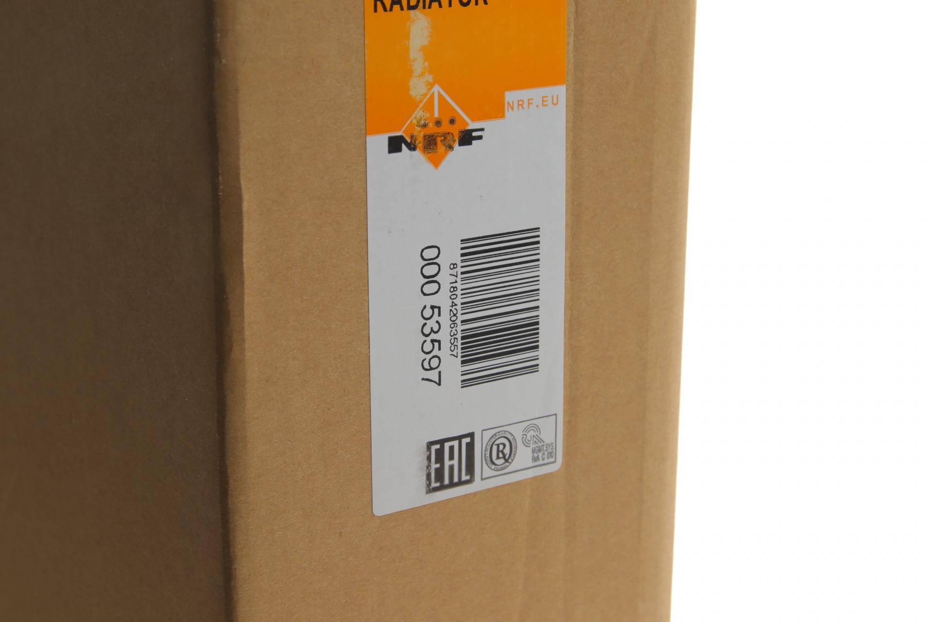 Радіатор охолодження Subaru Forester 2.0 AWD 02-08