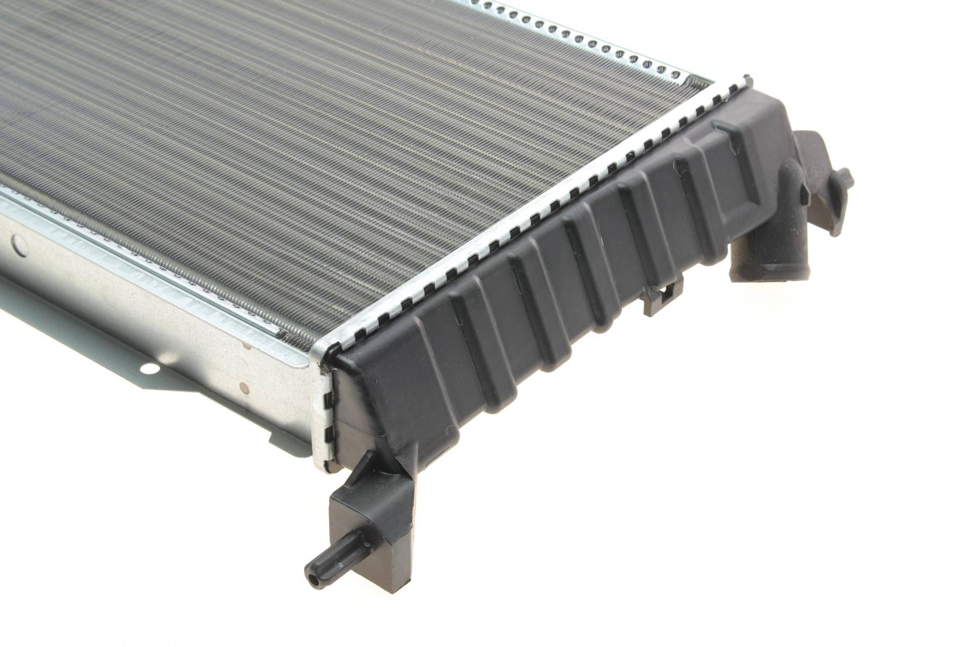 Радіатор охолодження Opel Combo 1.7D 94-01/ Corsa 1.5-1.7D 93-00