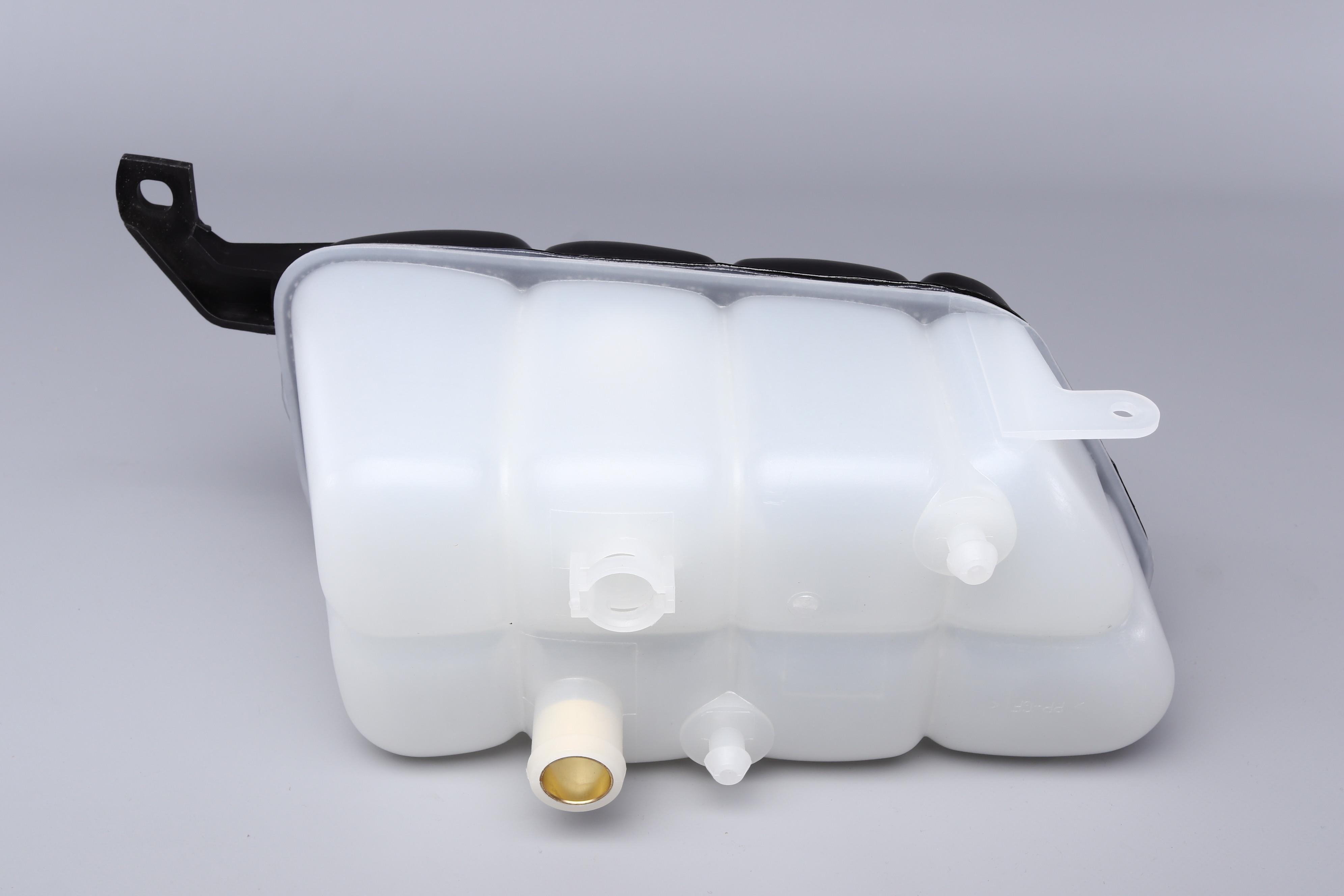 Бачок розширювальний MB G-class (W463)/S-class (W220) 98-05